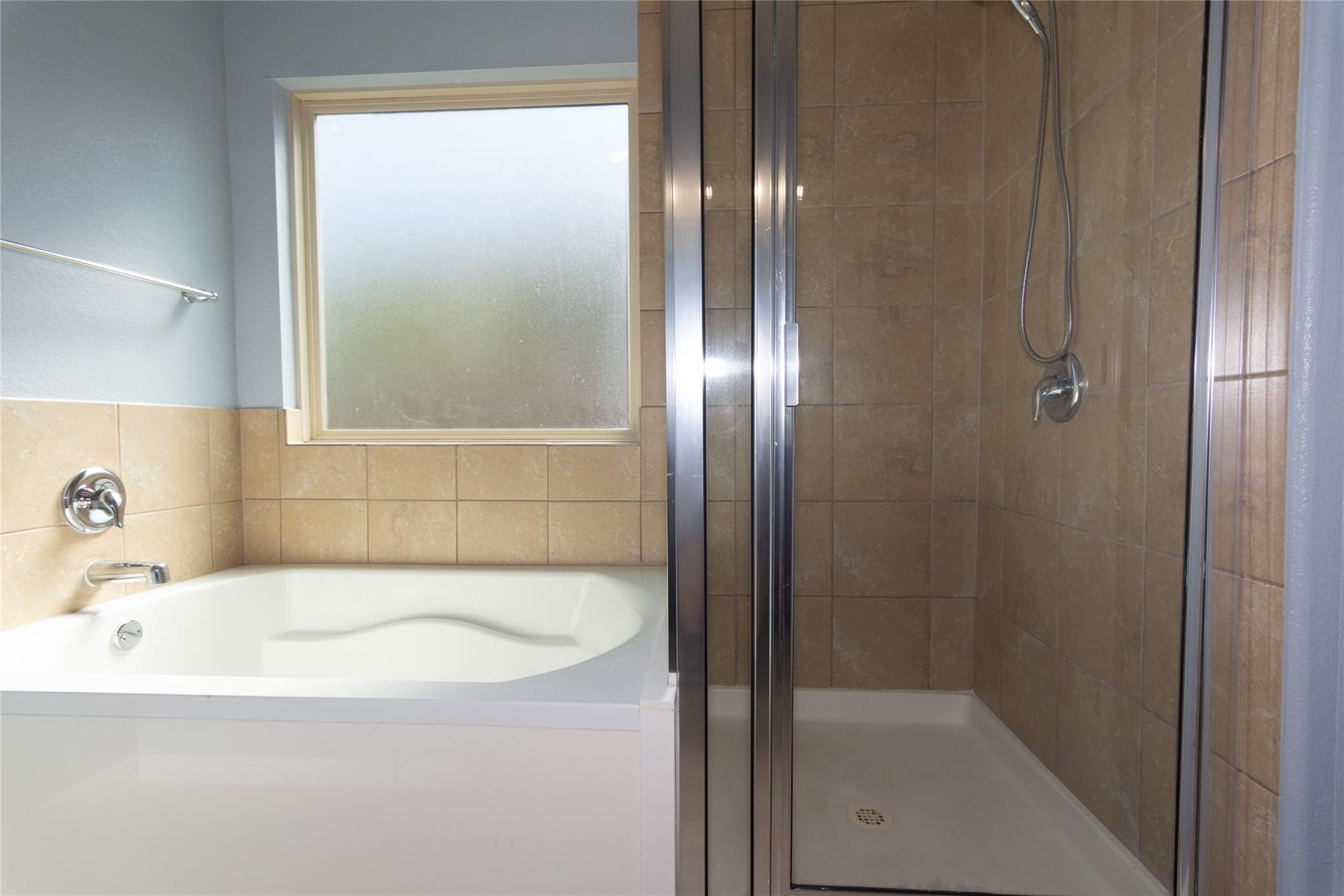 204 Serrano St, Georgetown, TX 78628