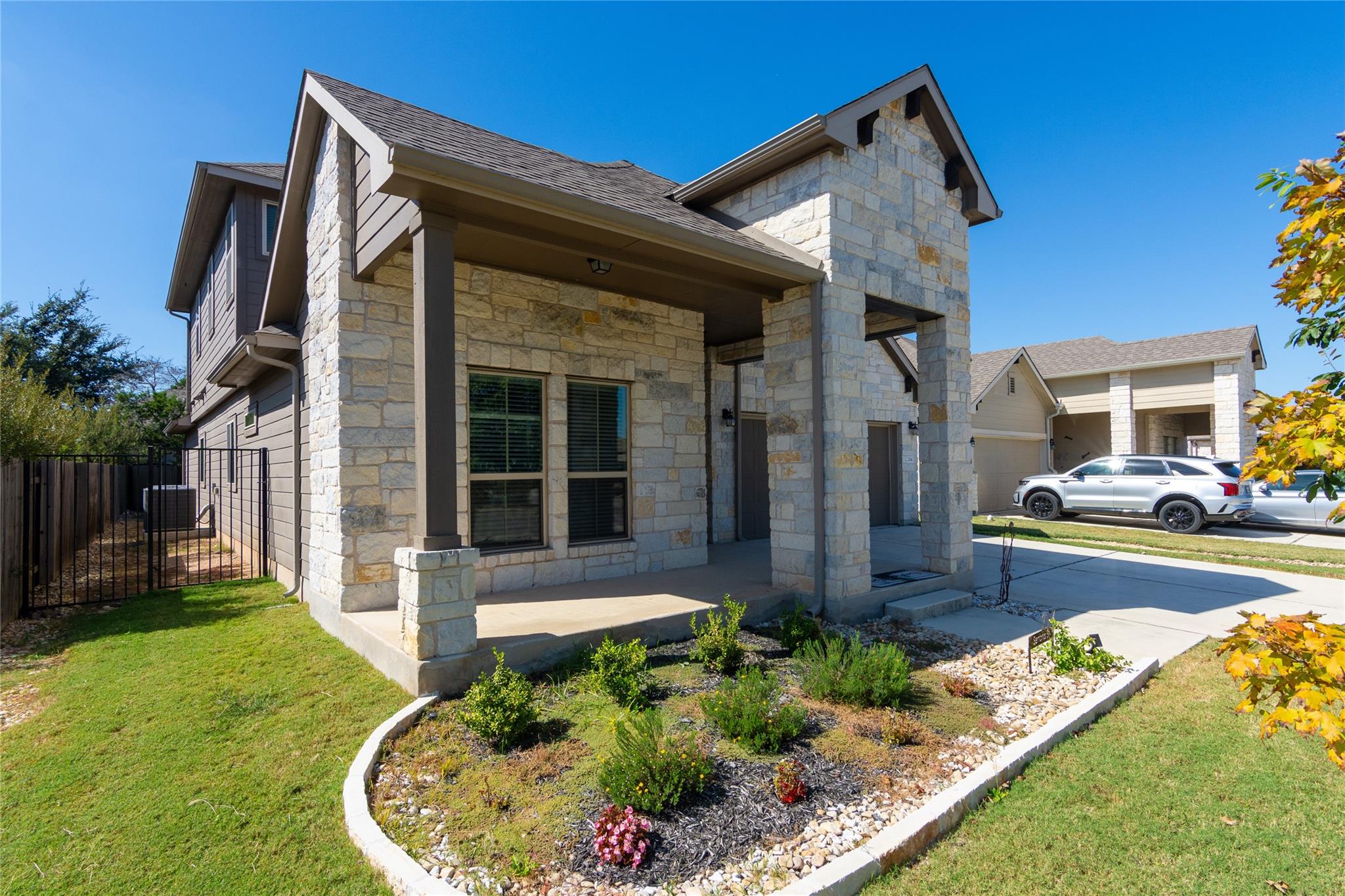 204 Serrano St, Georgetown, TX 78628