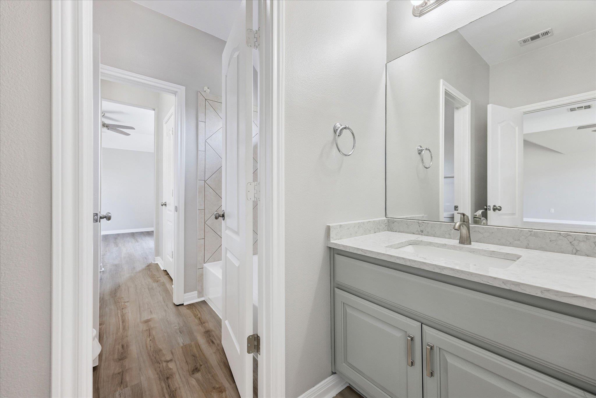 308 Calistoga Ct, Austin, TX 78732