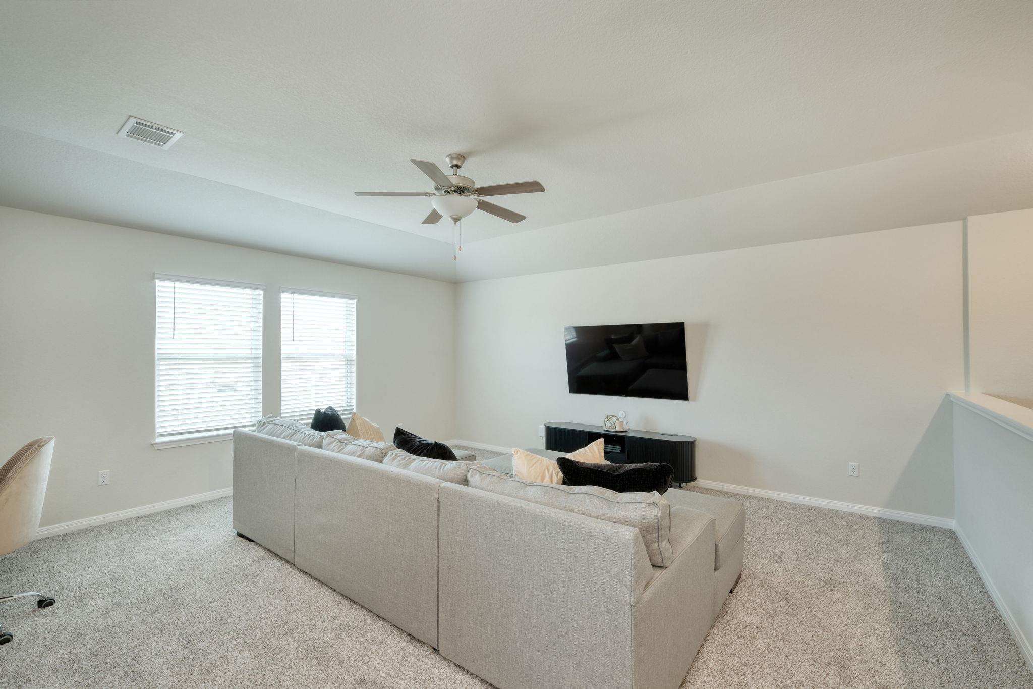 636 Wild Spur Ln, Liberty Hill, TX 78642