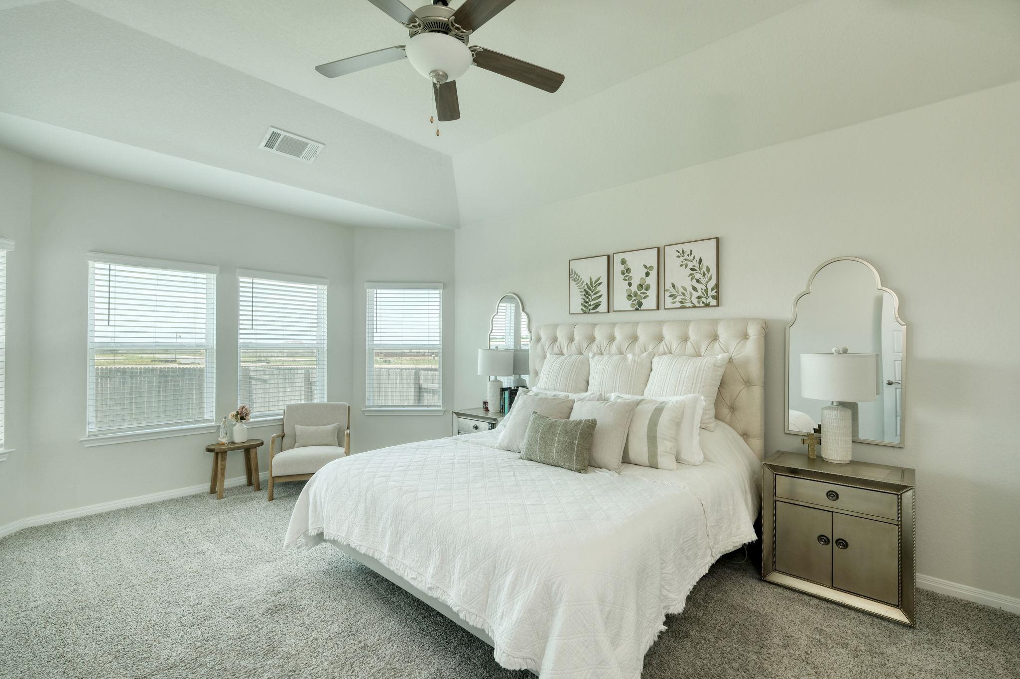 636 Wild Spur Ln, Liberty Hill, TX 78642