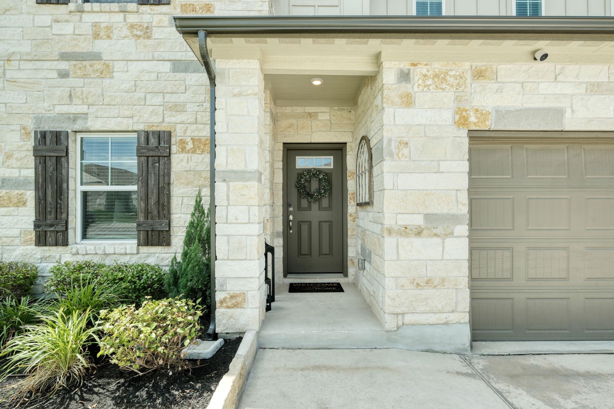 636 Wild Spur Ln, Liberty Hill, TX 78642