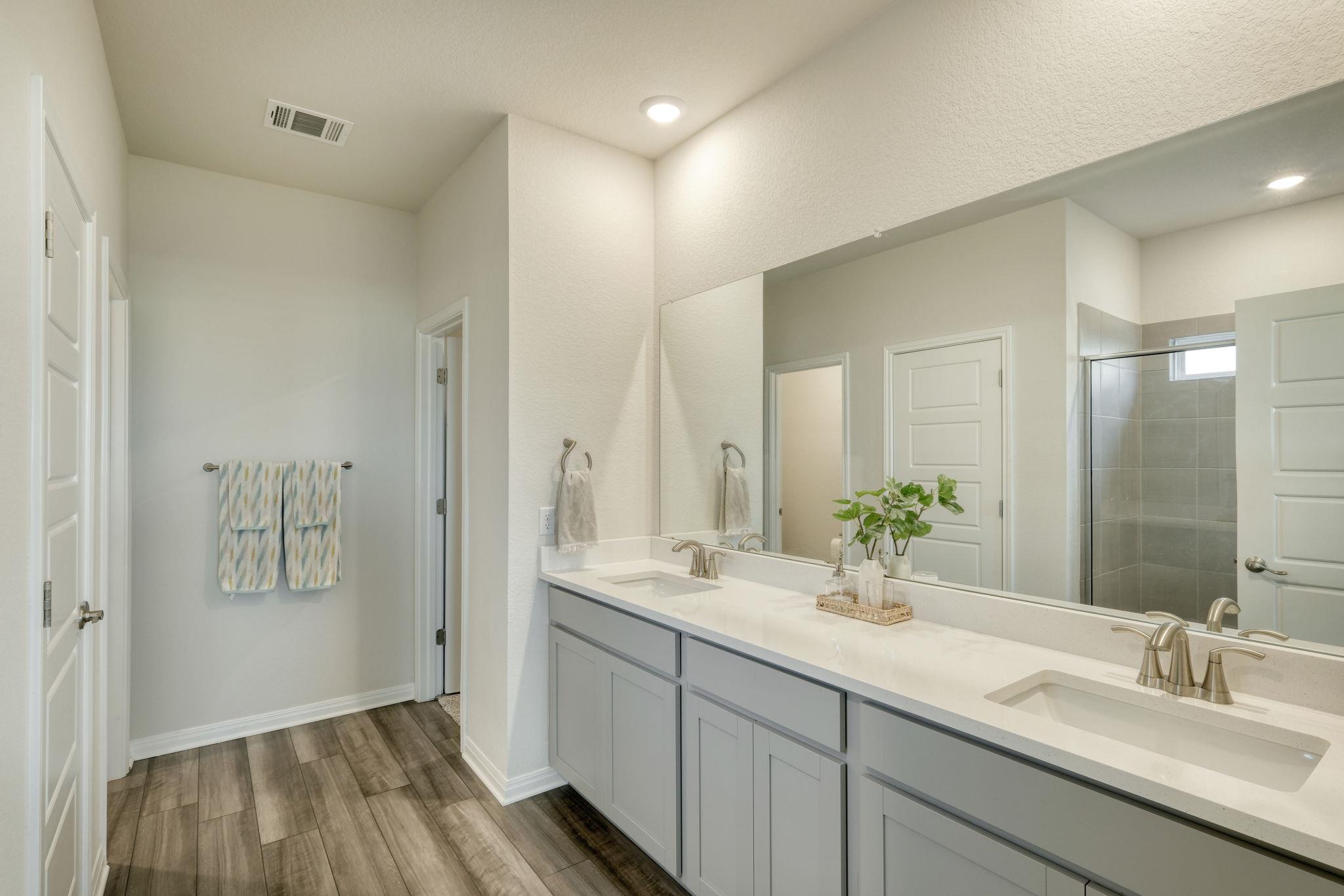 636 Wild Spur Ln, Liberty Hill, TX 78642