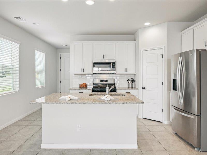 100 Peach Flat Ct, Liberty Hill, TX 78642