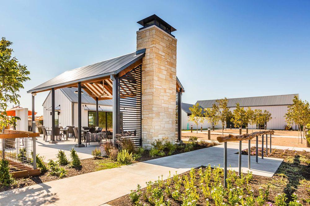 100 Peach Flat Ct, Liberty Hill, TX 78642