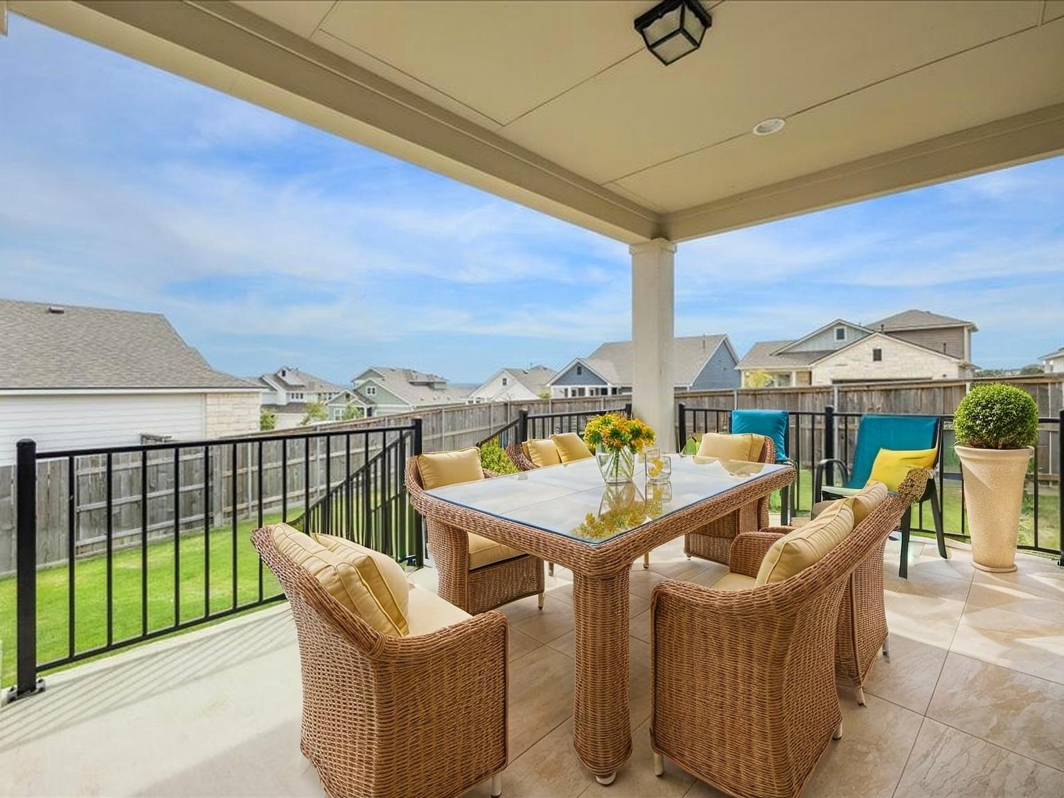 100 Peach Flat Ct, Liberty Hill, TX 78642