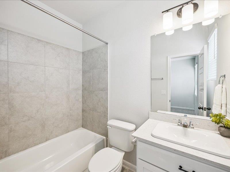 100 Peach Flat Ct, Liberty Hill, TX 78642