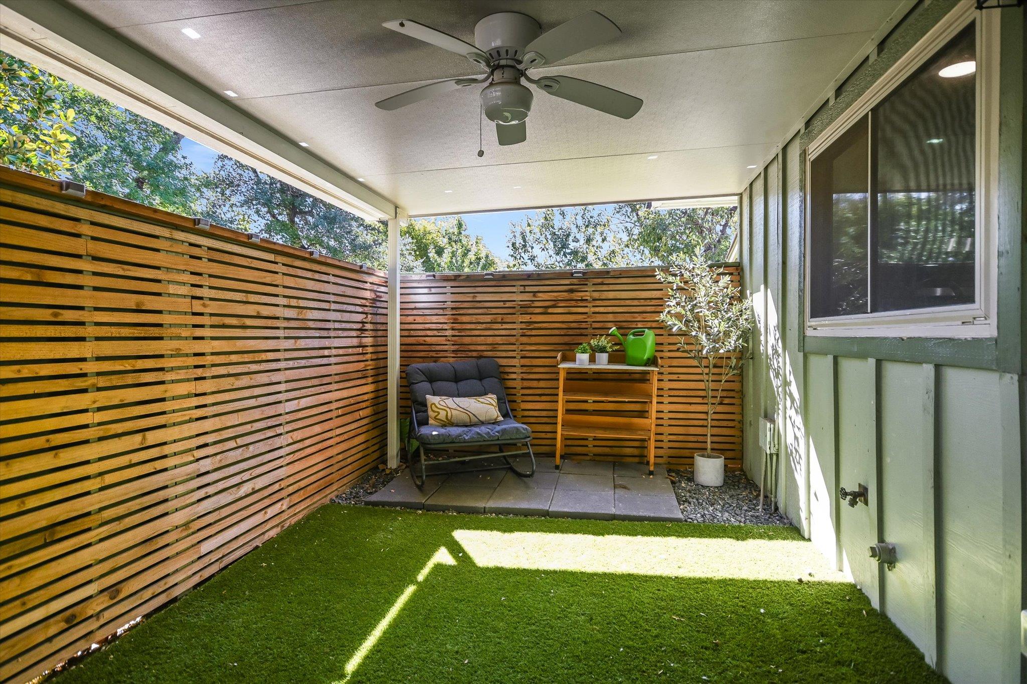 5033 Fort Clark Dr, Austin, TX 78745