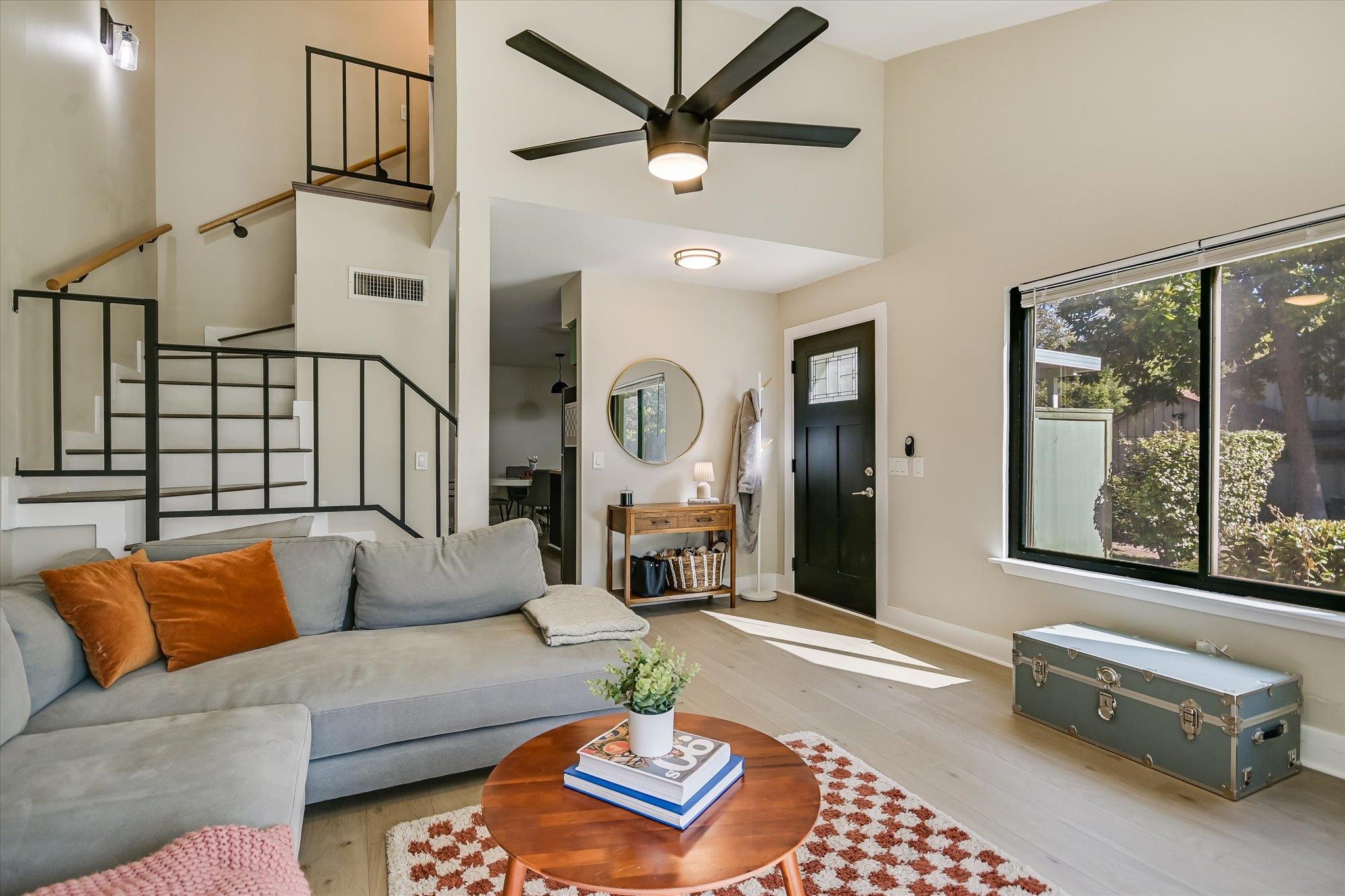 5033 Fort Clark Dr, Austin, TX 78745