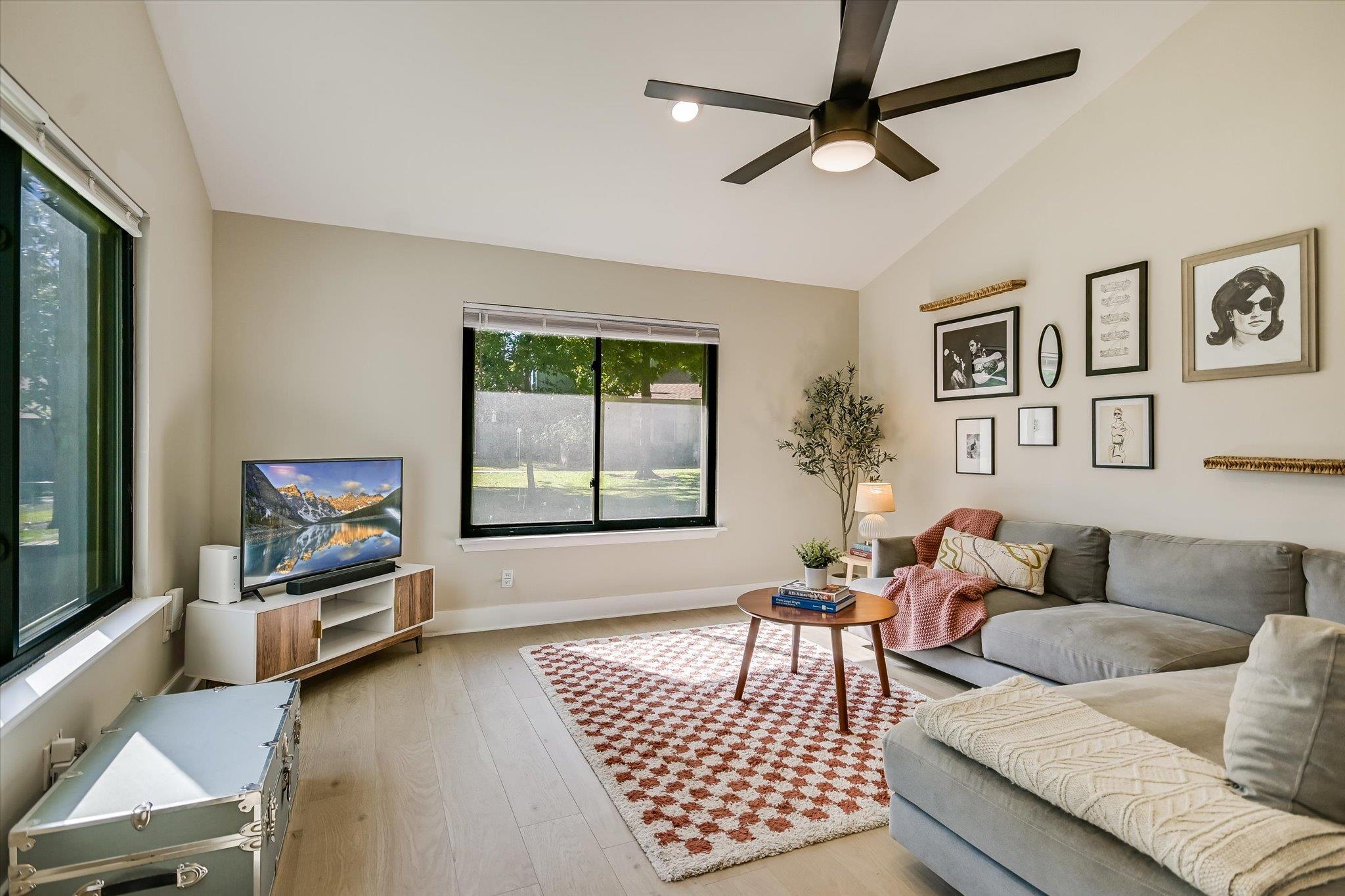 5033 Fort Clark Dr, Austin, TX 78745