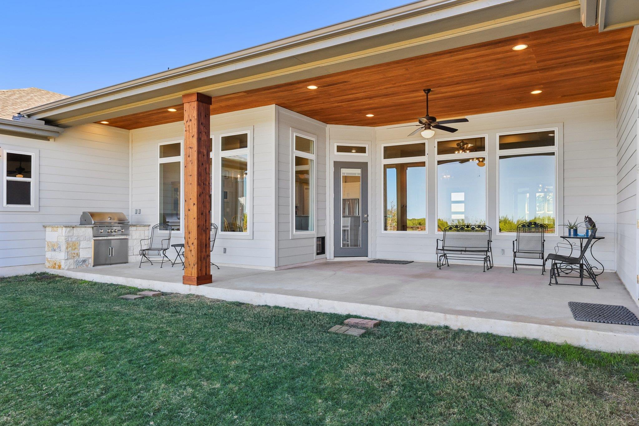 3454 County Road 284, Liberty Hill, TX 78642