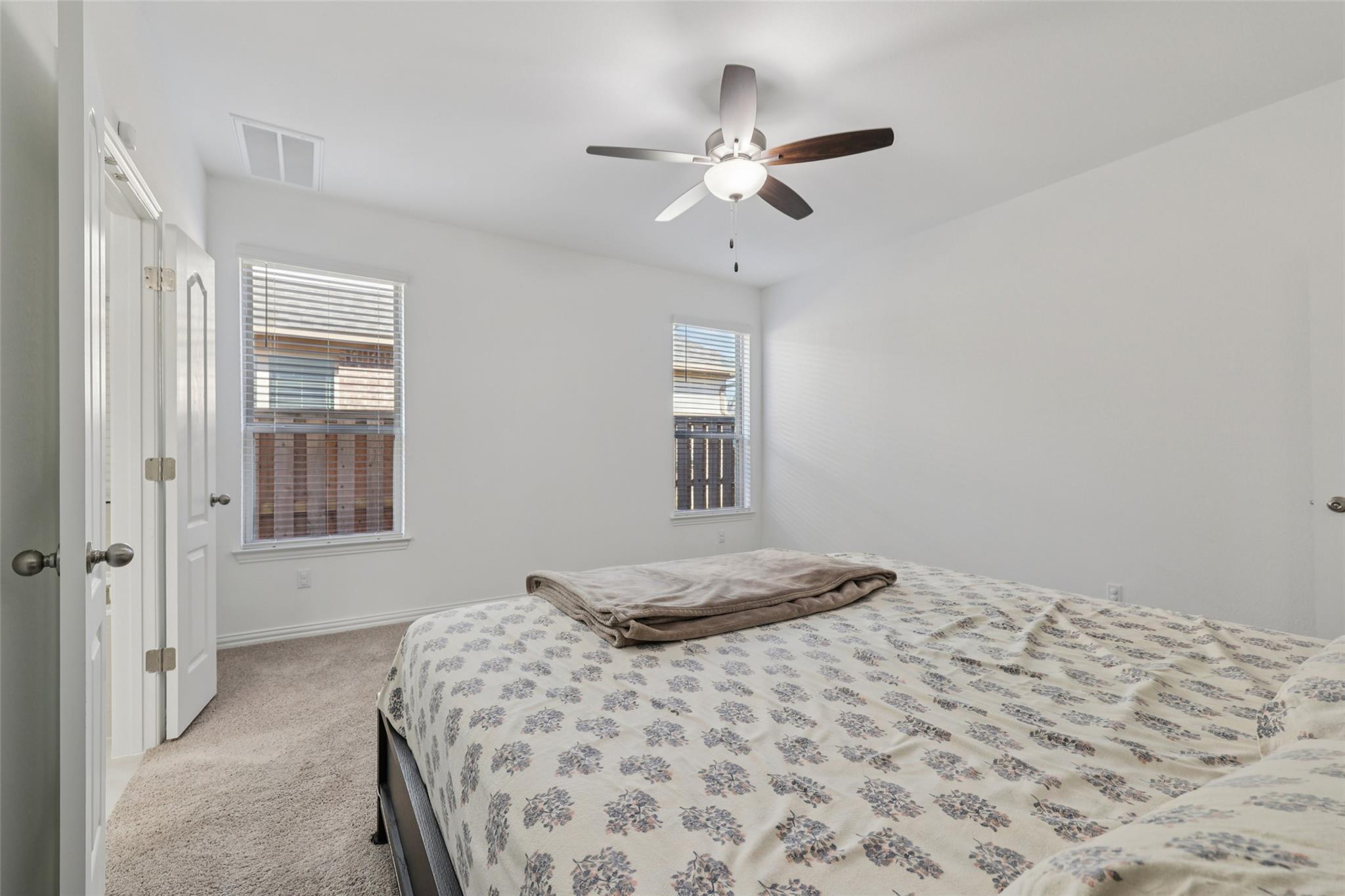 105 Plainsman Ln, Georgetown, TX 78633