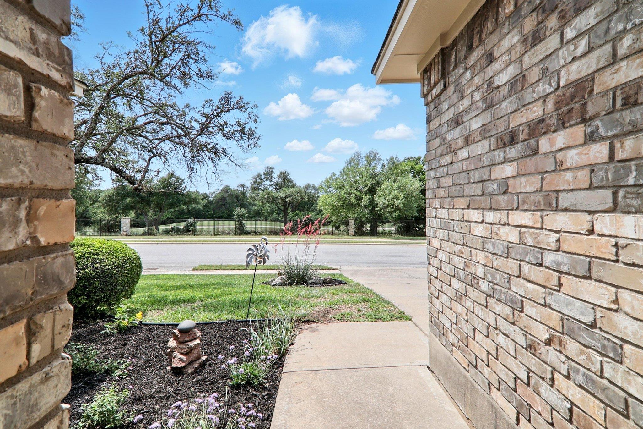 10733 Quarry Oaks Trl, Austin, TX 78717