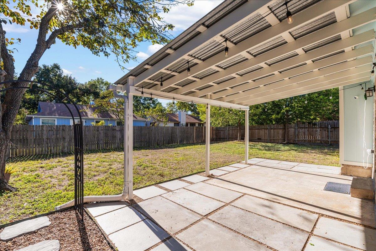 11636 Parkfield Dr, Austin, TX 78758