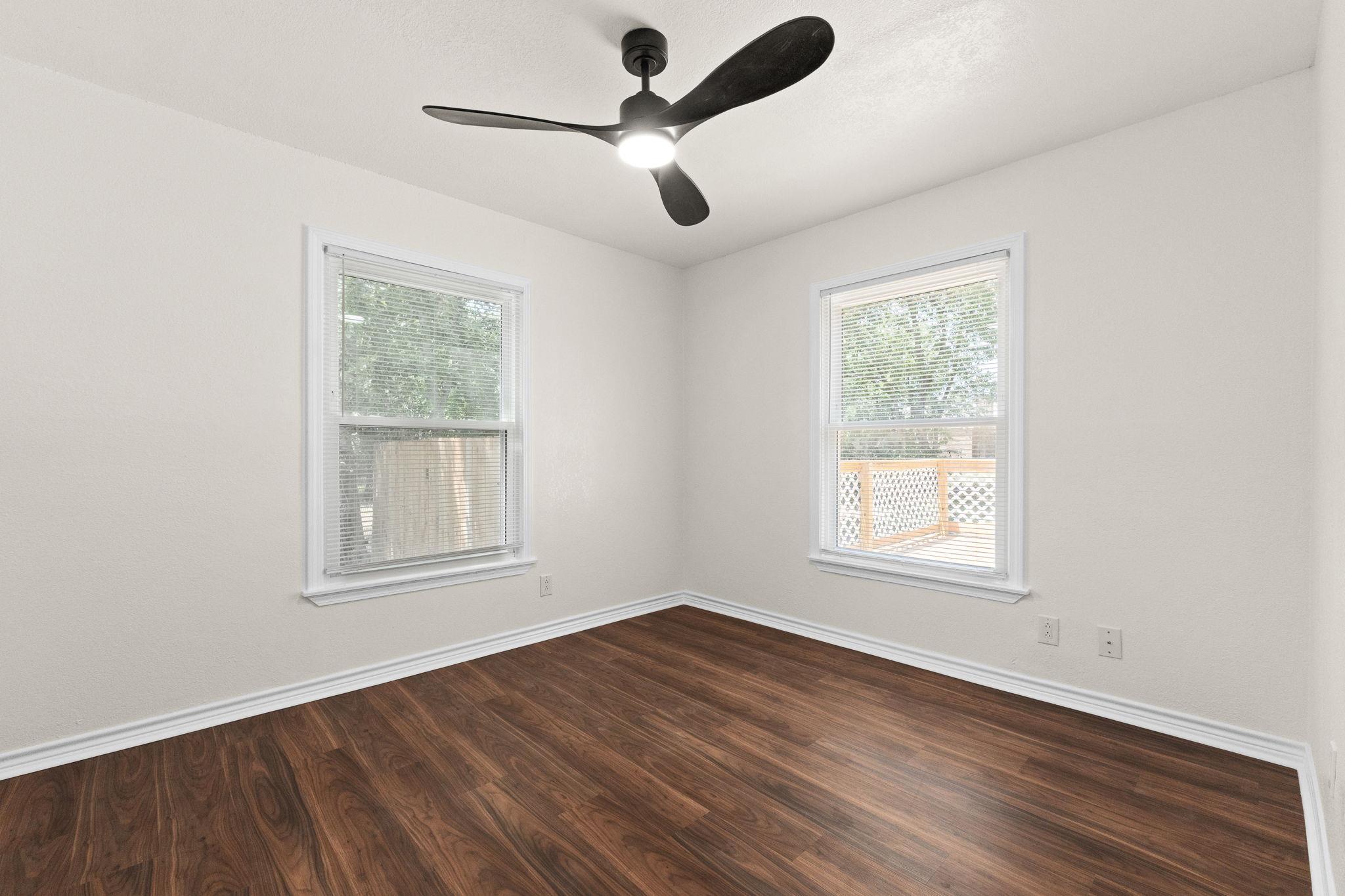 1418 N Wall St, Belton, TX 76513