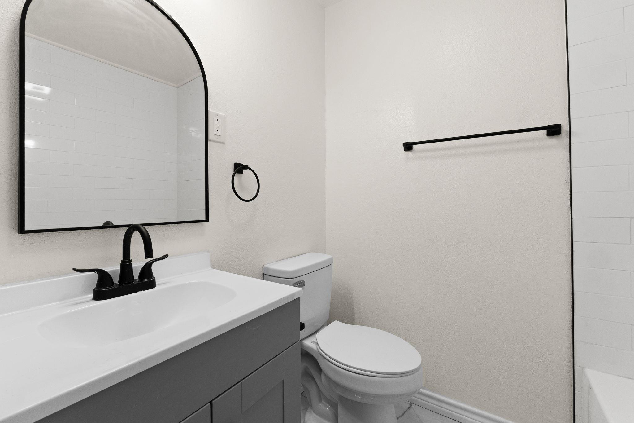 1418 N Wall St, Belton, TX 76513