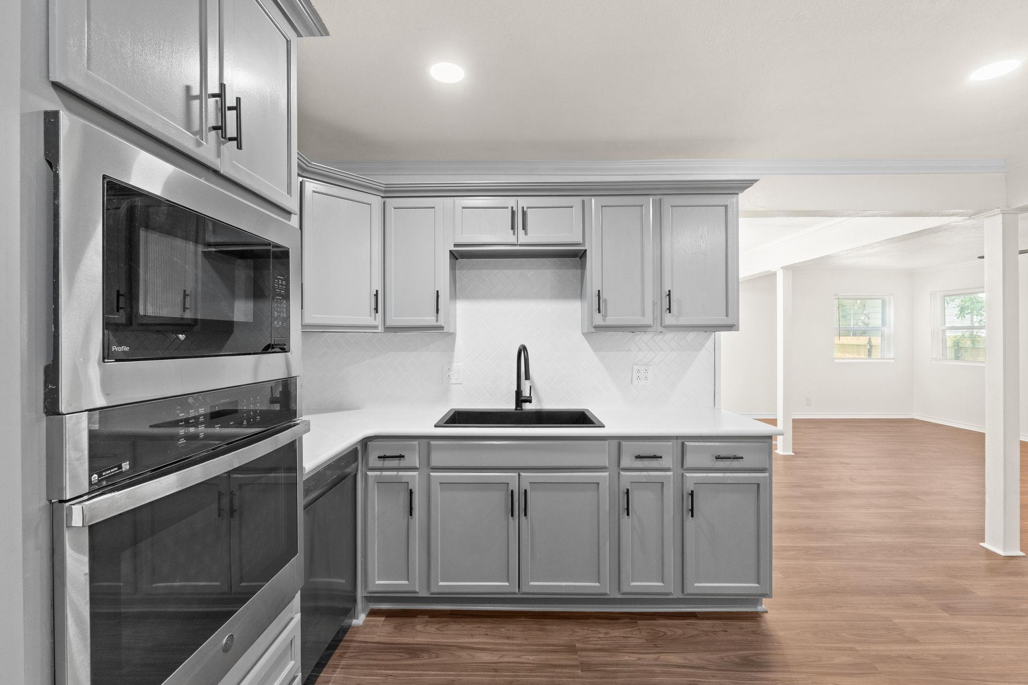 1418 N Wall St, Belton, TX 76513