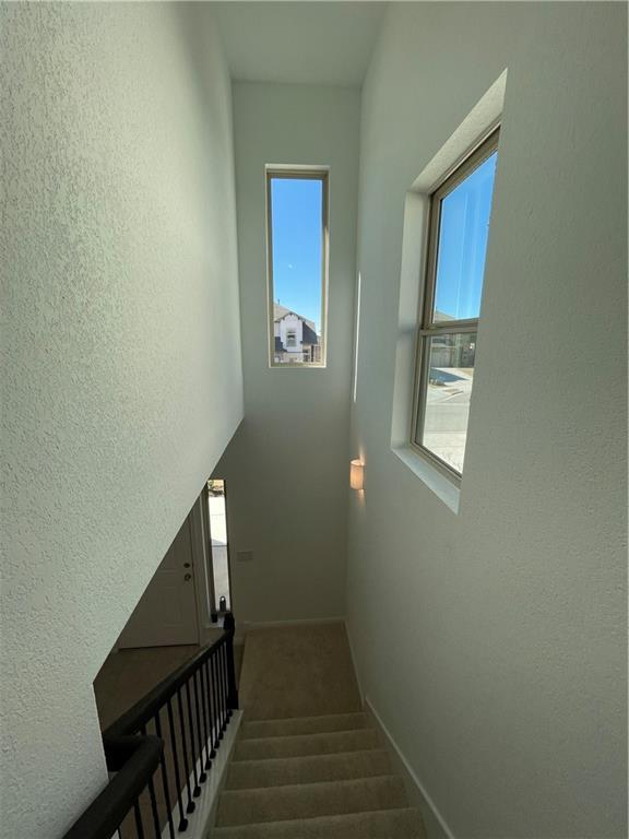 173 Mayney Ln, Leander, TX 78641