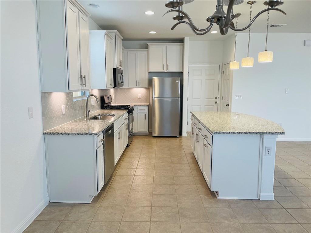 173 Mayney Ln, Leander, TX 78641