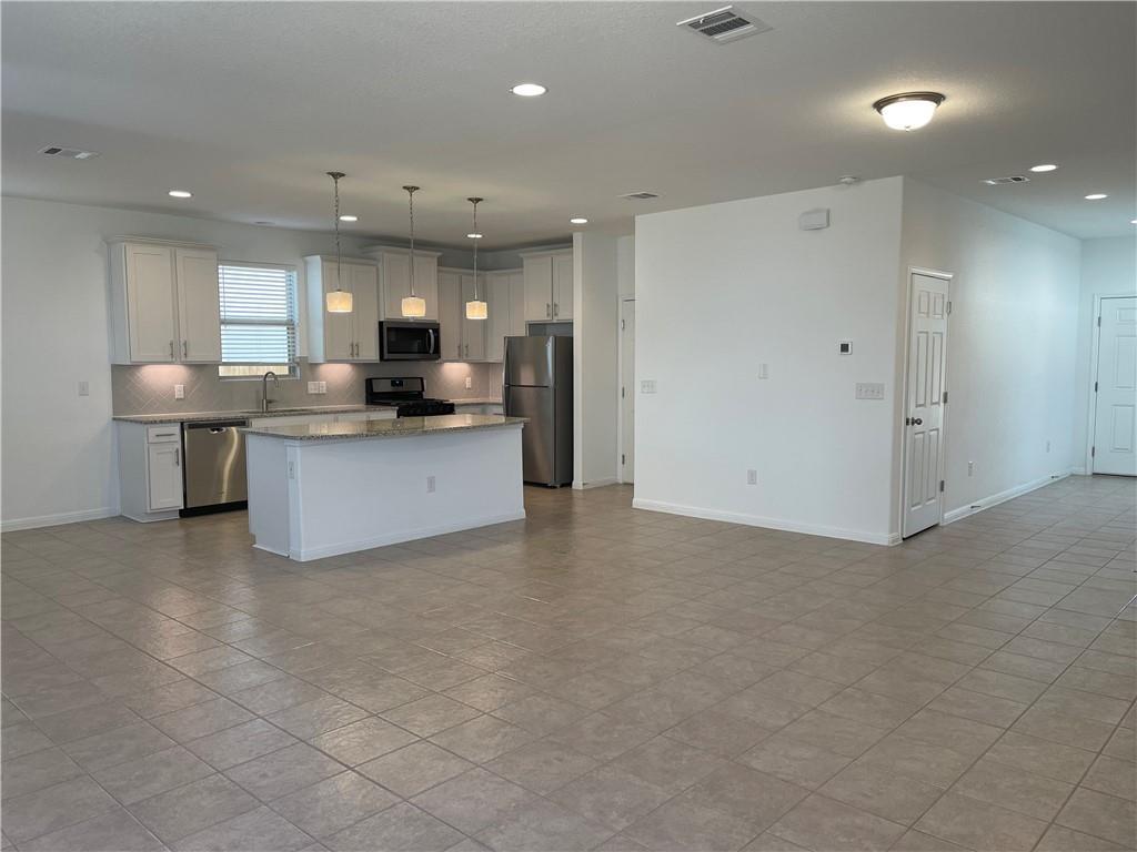 173 Mayney Ln, Leander, TX 78641