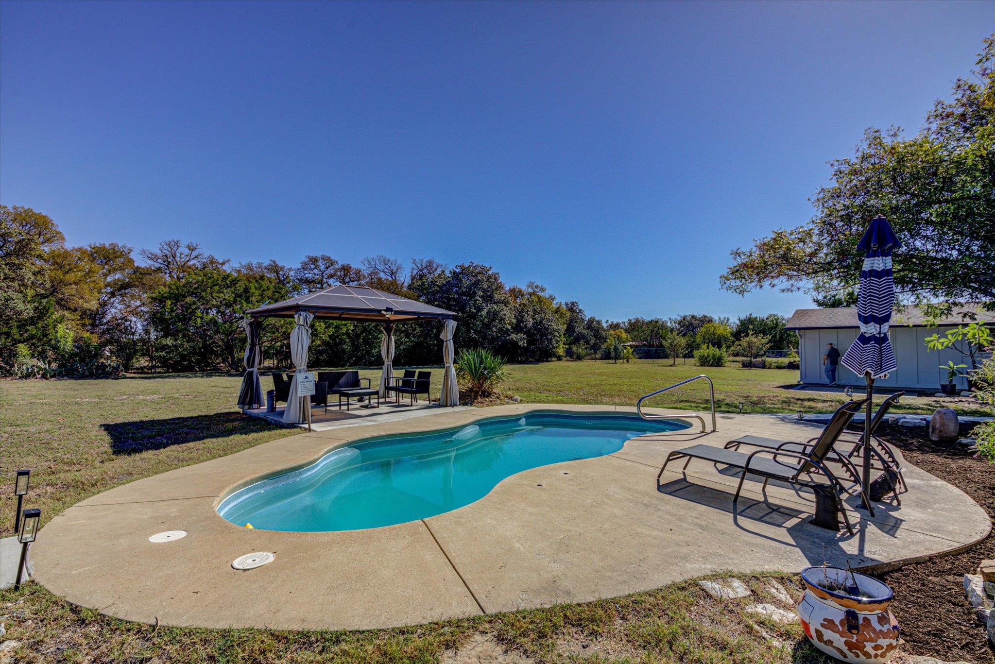 200 Harbor Cir Cir, Georgetown, TX 78633