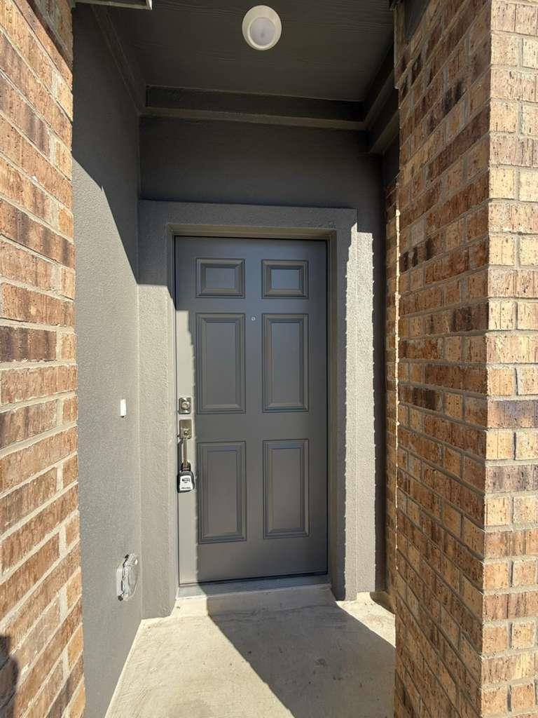 205 Herald Dr, Hutto, TX 78634