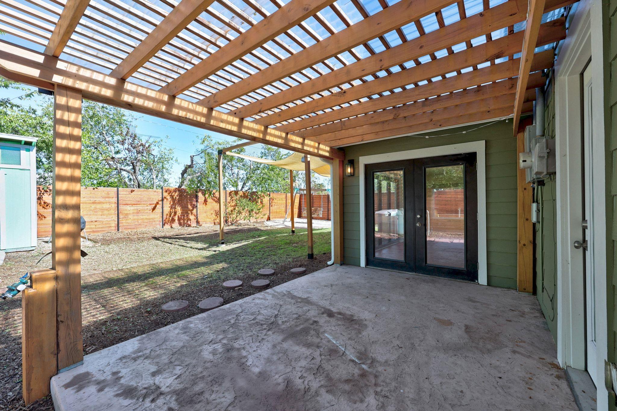 214 Barrhall Dr, Round Rock, TX 78664