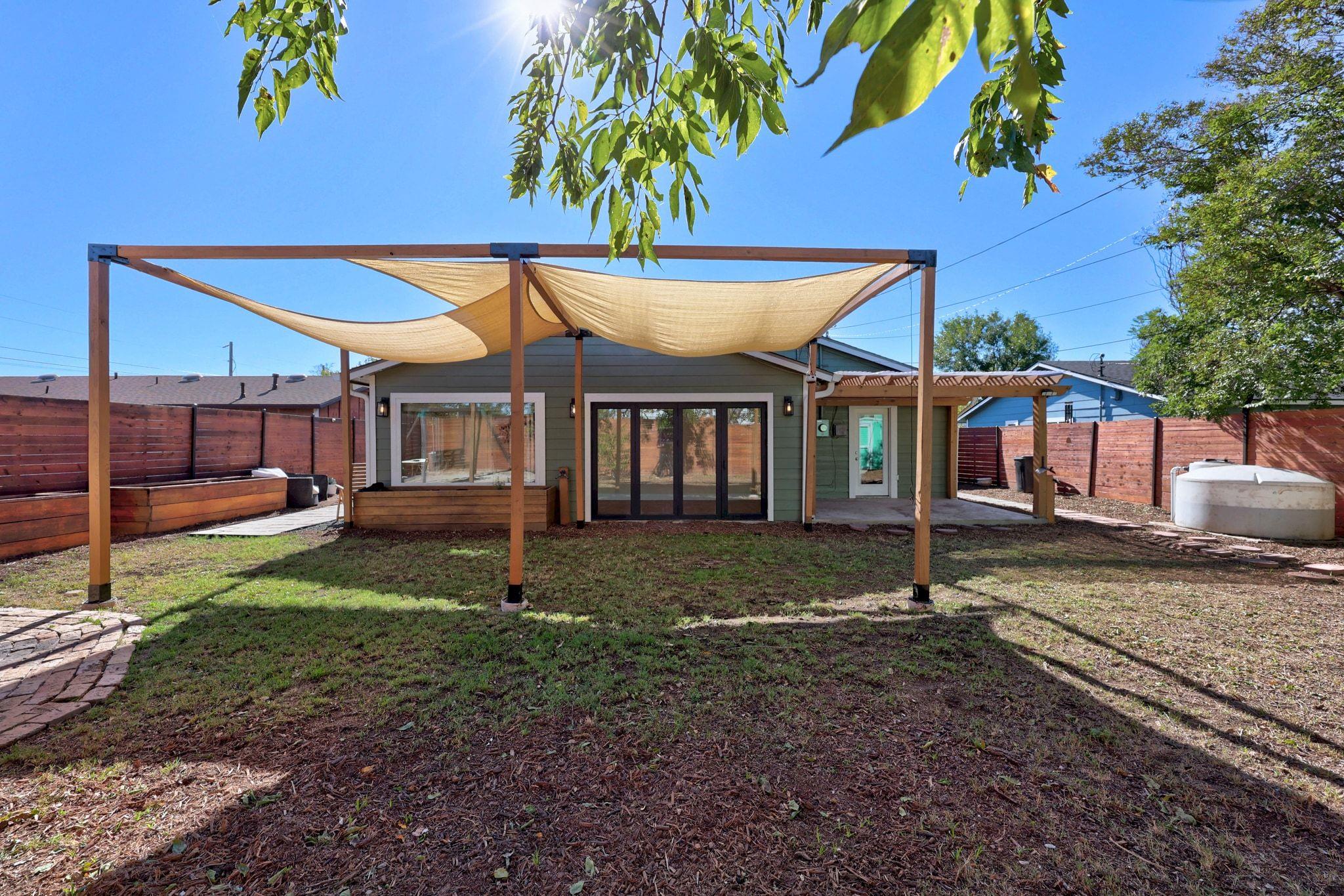 214 Barrhall Dr, Round Rock, TX 78664