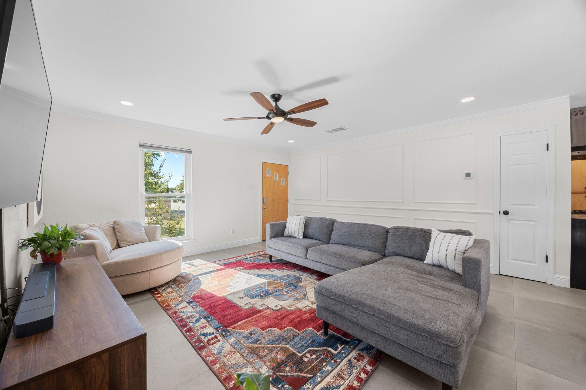 214 Barrhall Dr, Round Rock, TX 78664