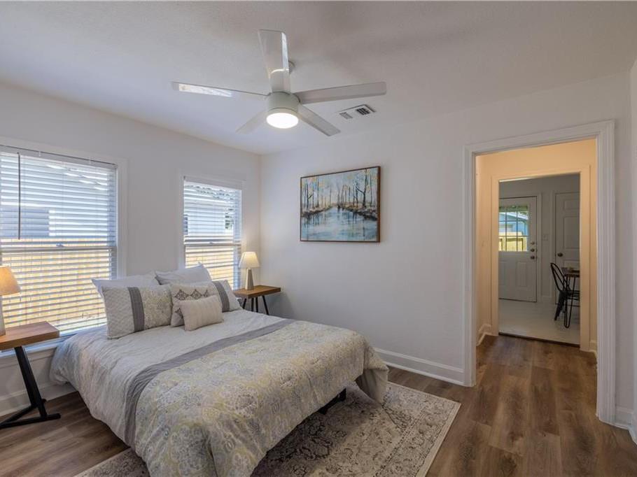 906 Capitol Ct # B, Austin, TX 78756