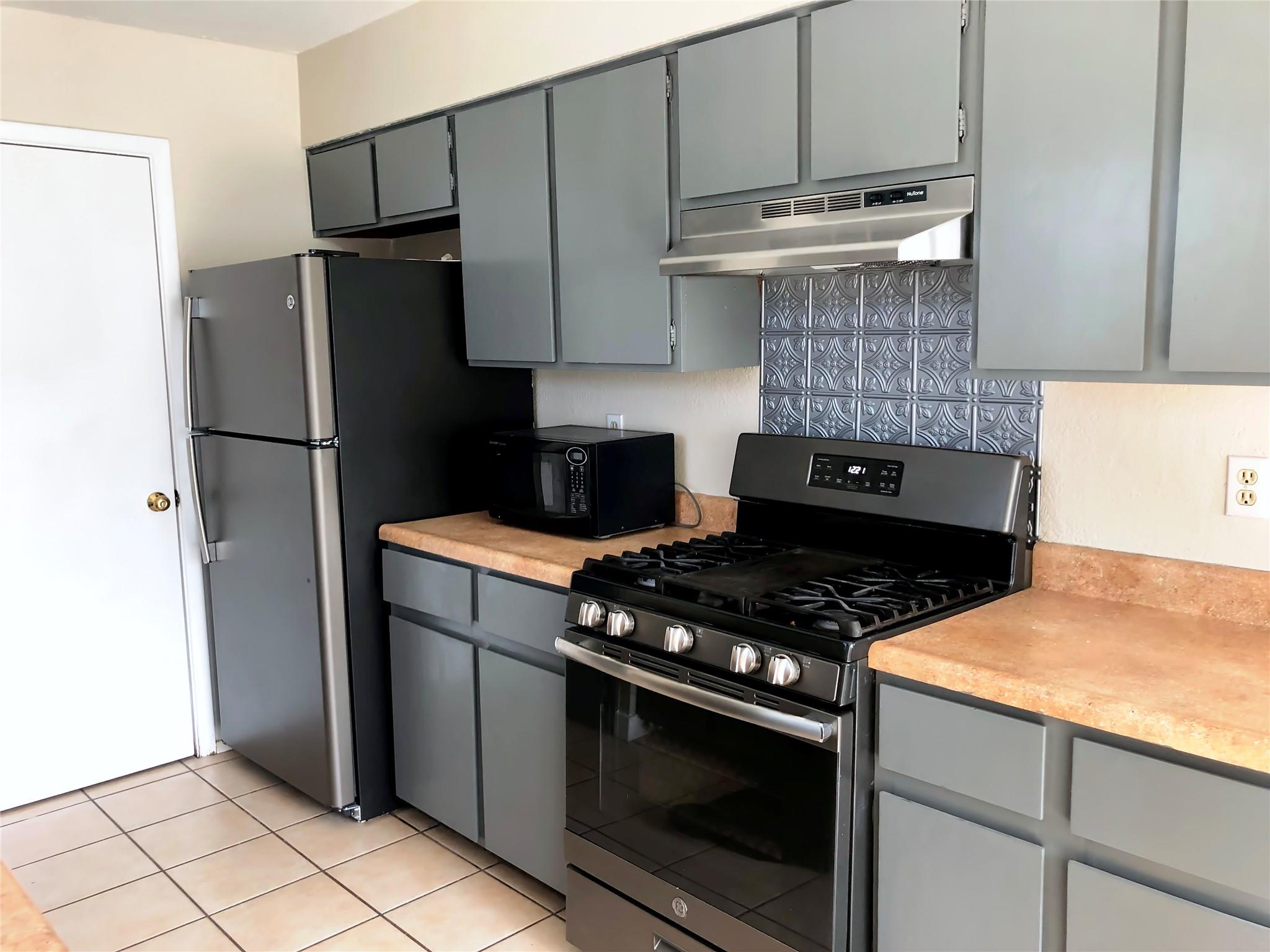 1915 Magazine St, Austin, TX 78727