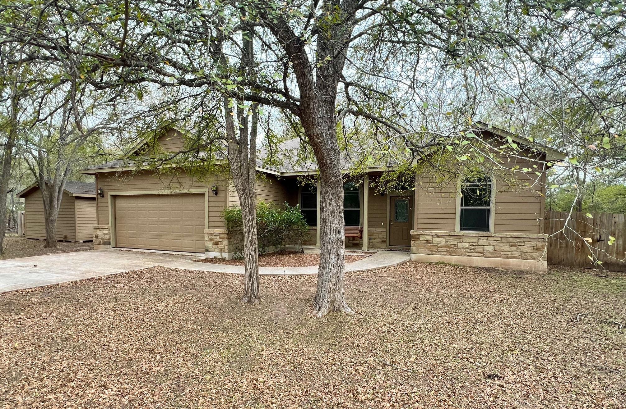 212 Waikakaaua Dr, Bastrop, TX 78602