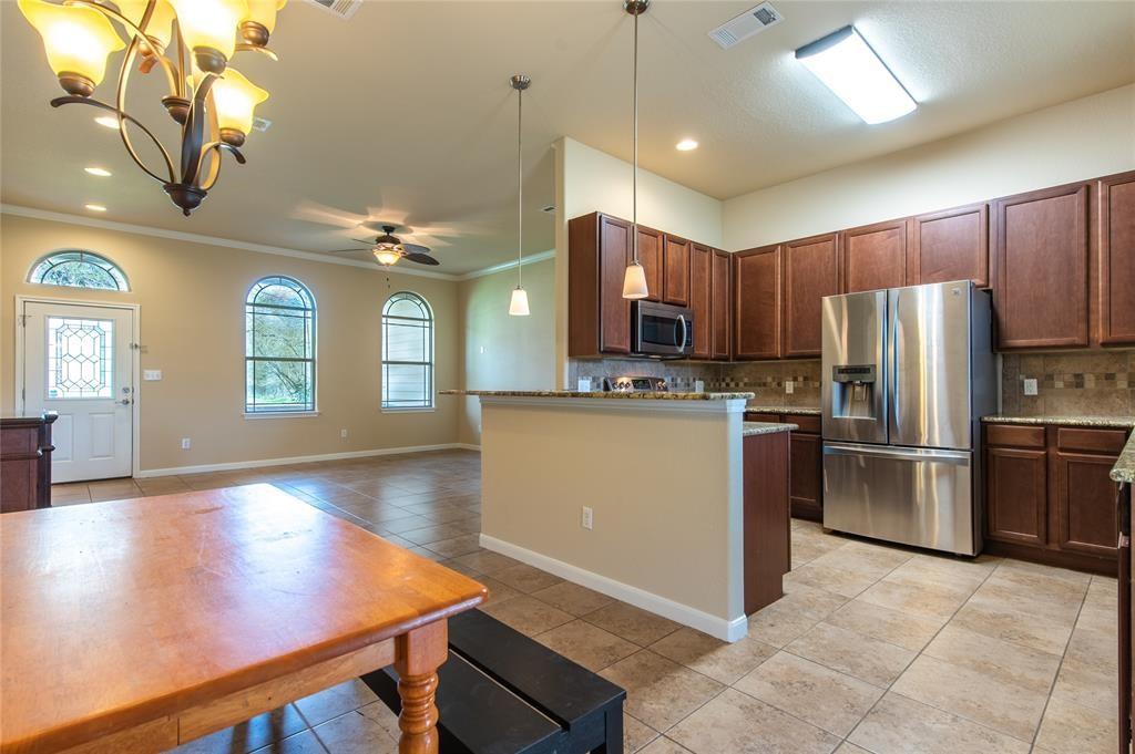 212 Waikakaaua Dr, Bastrop, TX 78602