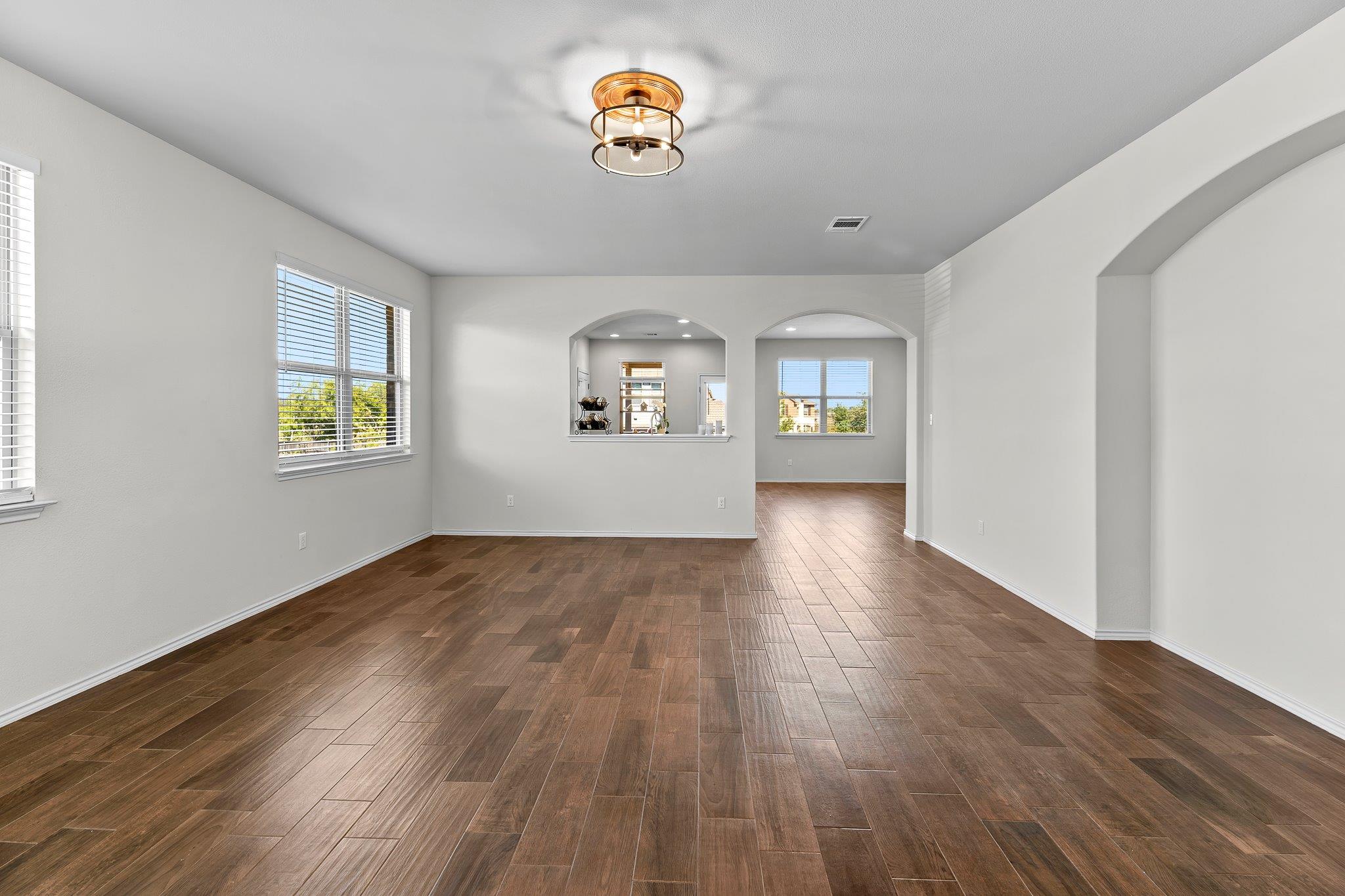 704 Coltrane Dr, Pflugerville, TX 78660