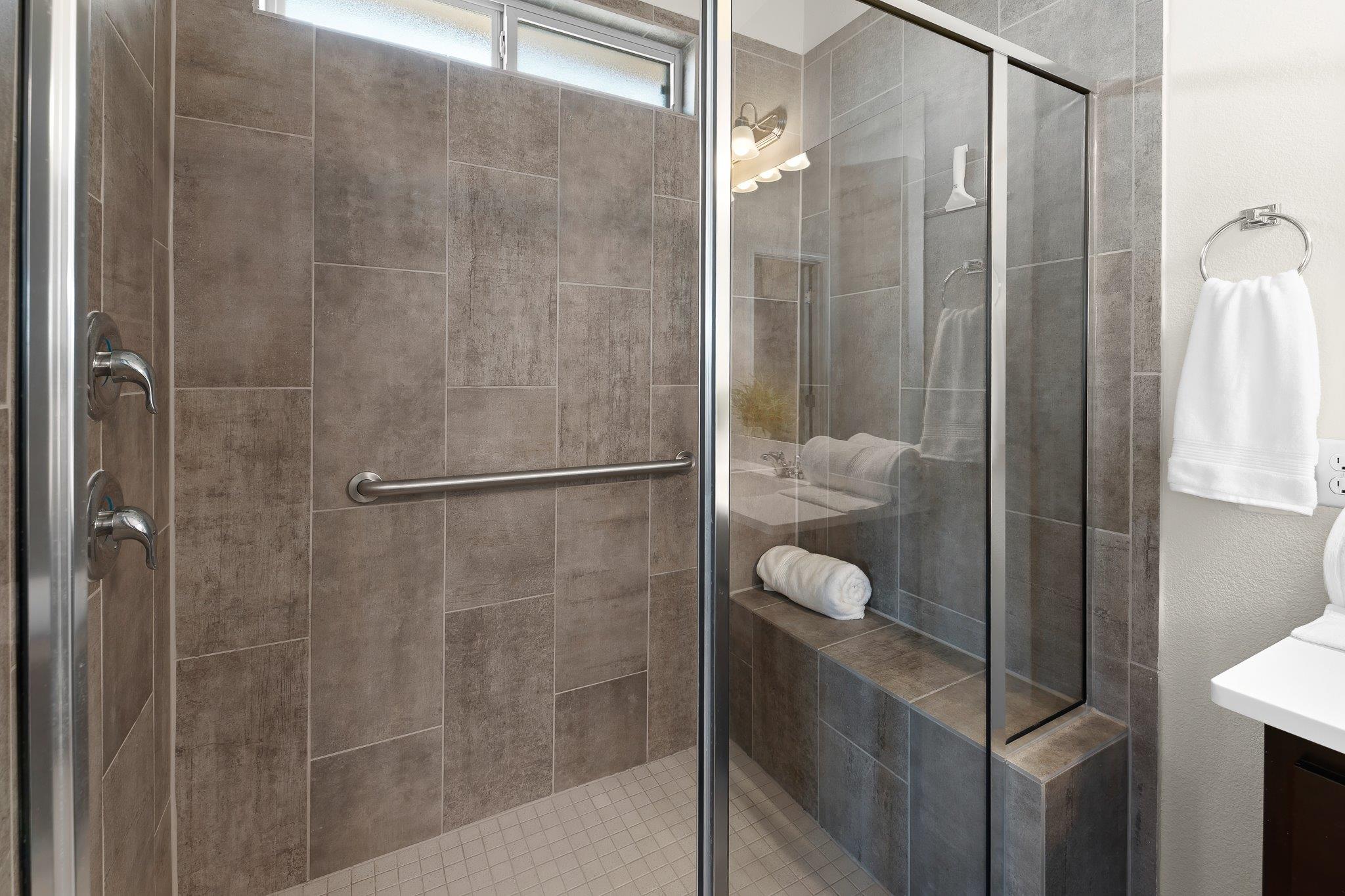 704 Coltrane Dr, Pflugerville, TX 78660