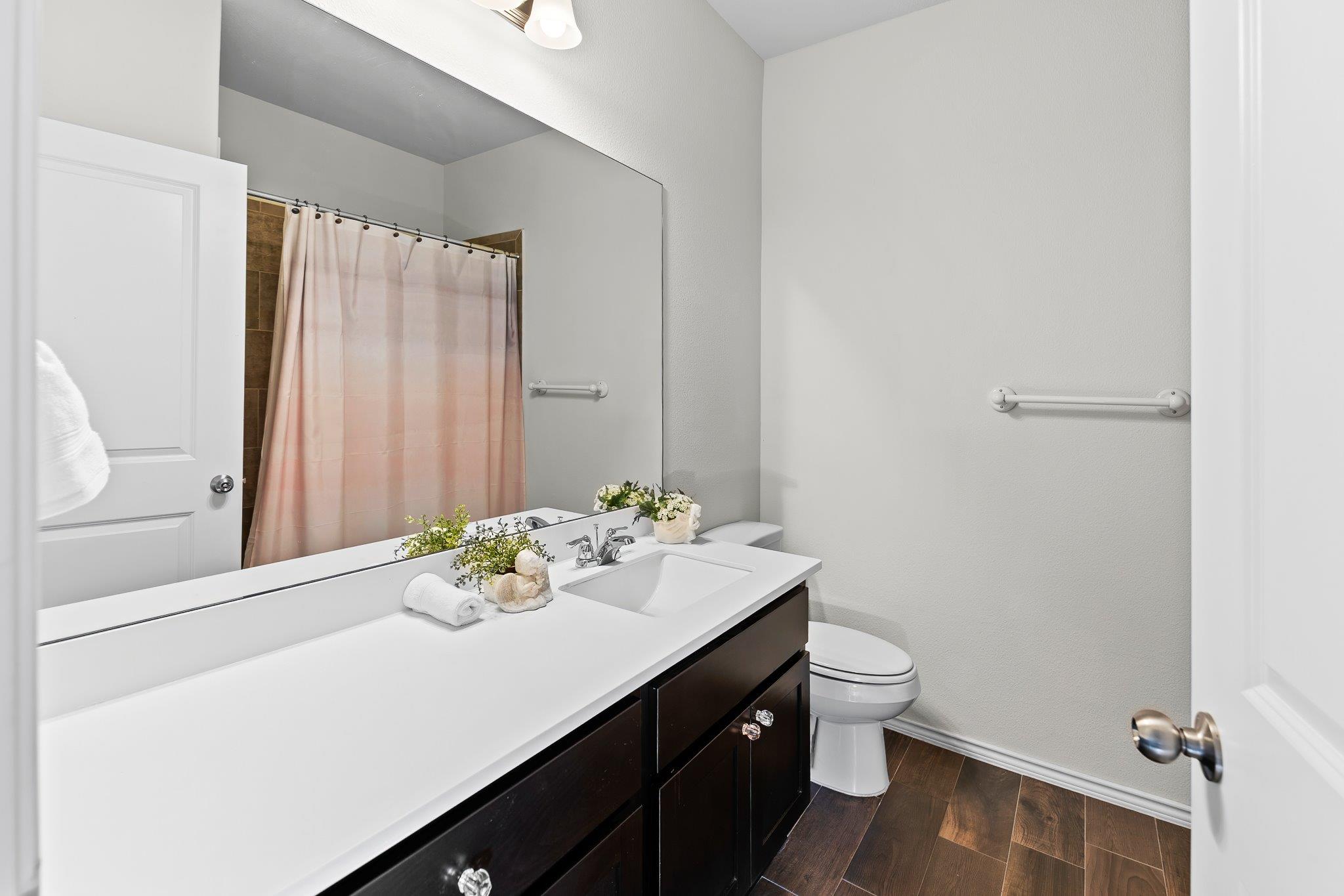 704 Coltrane Dr, Pflugerville, TX 78660