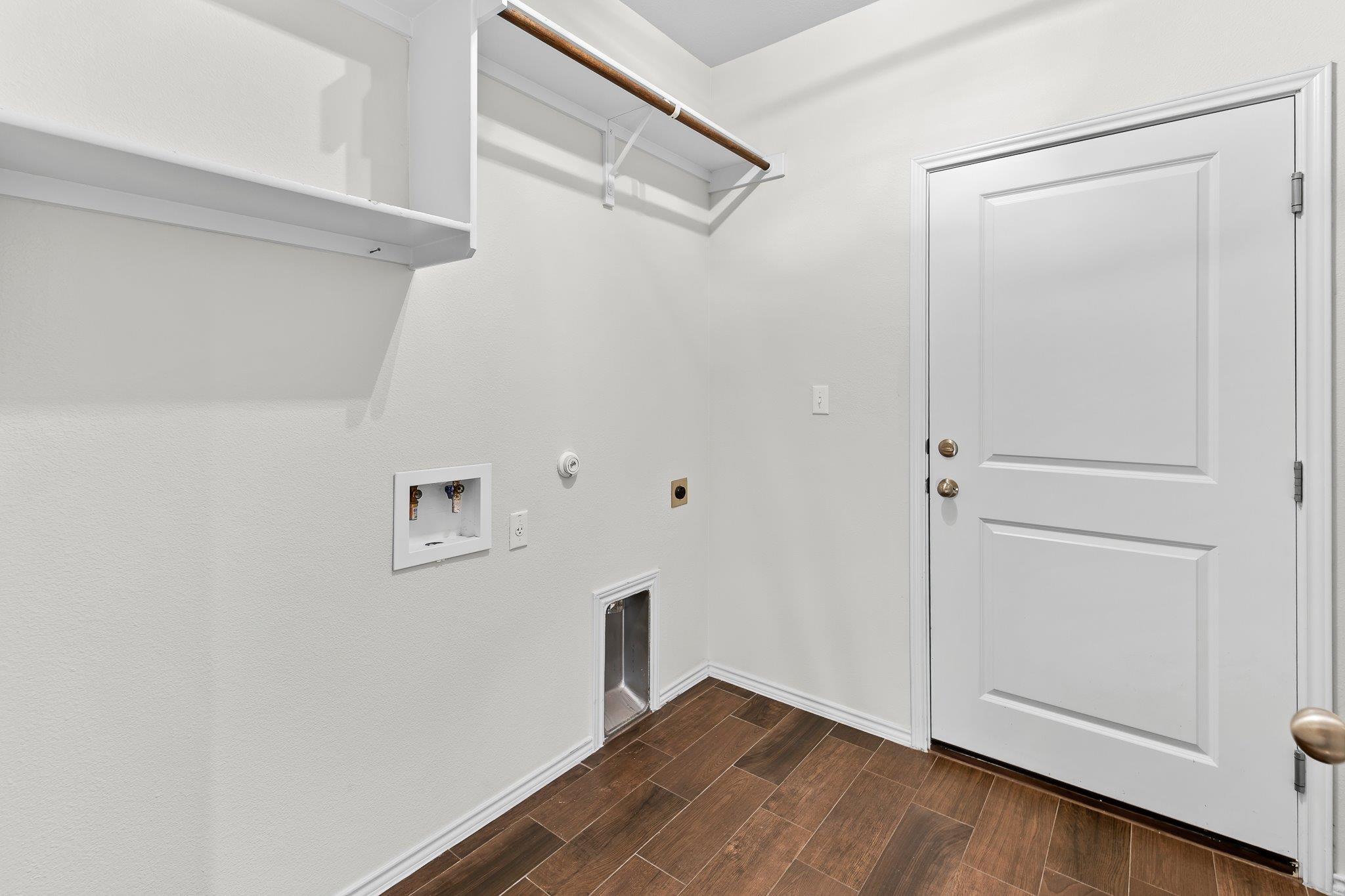 704 Coltrane Dr, Pflugerville, TX 78660