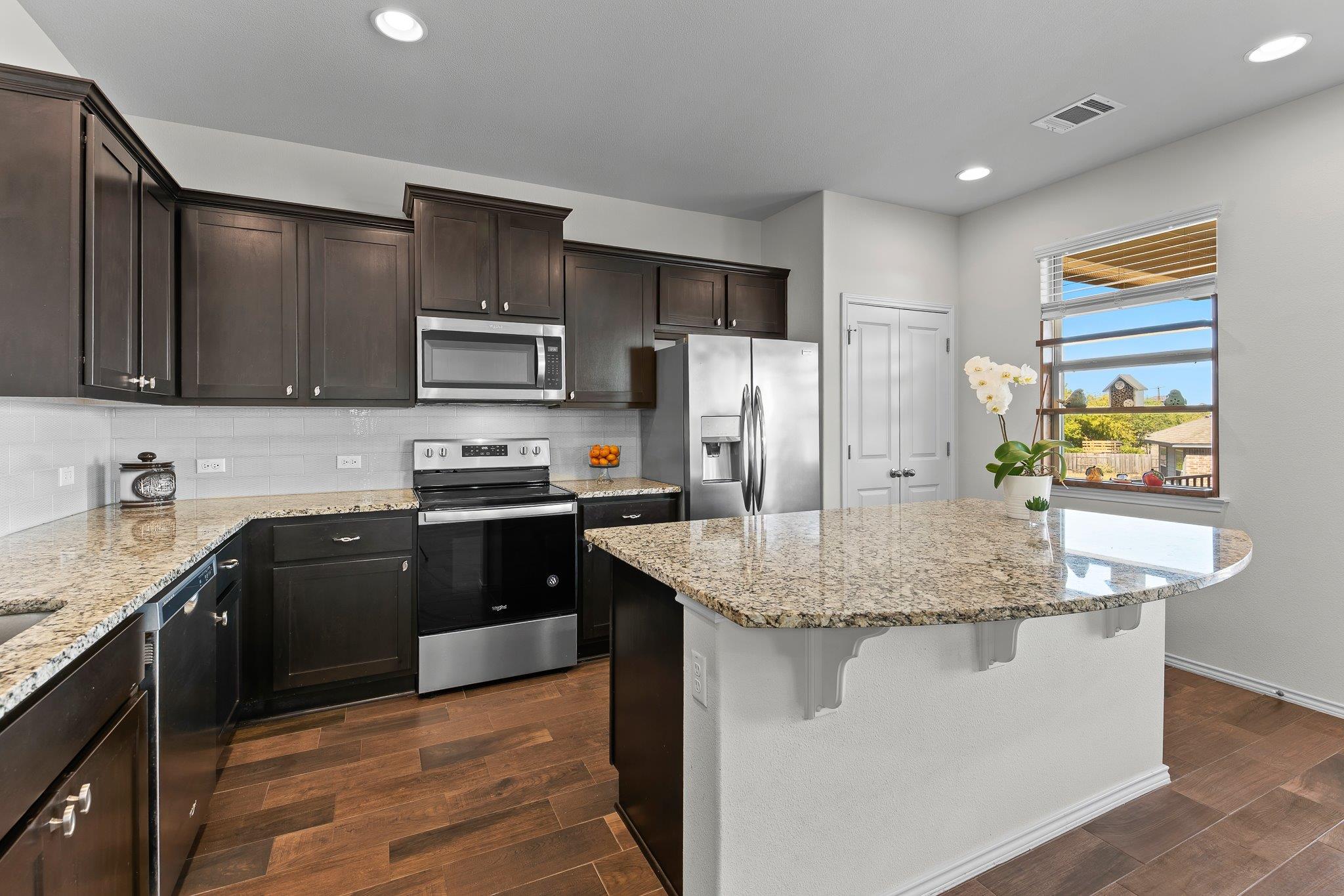 704 Coltrane Dr, Pflugerville, TX 78660