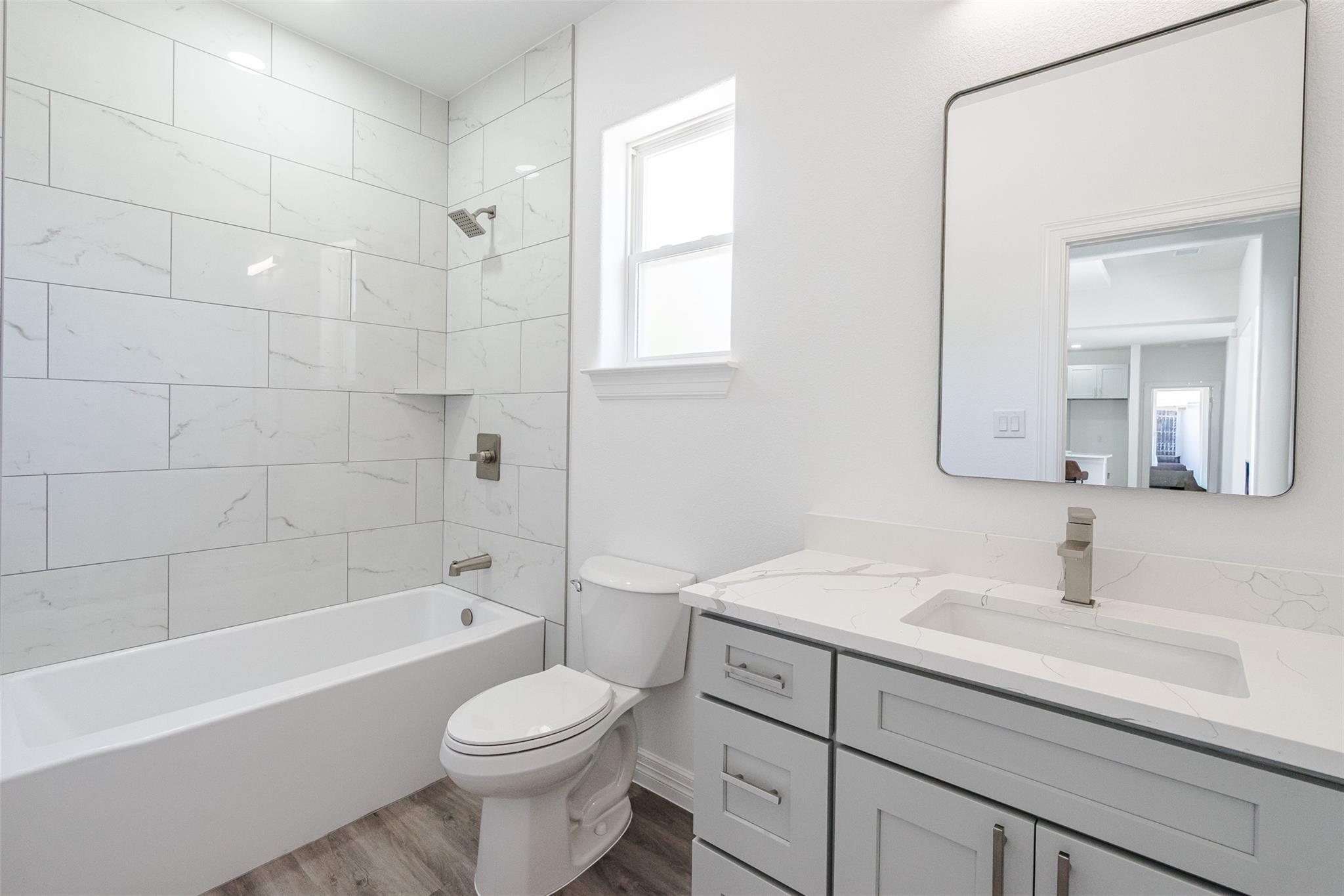 150 Tonkawa Dr, Paige, TX 78659