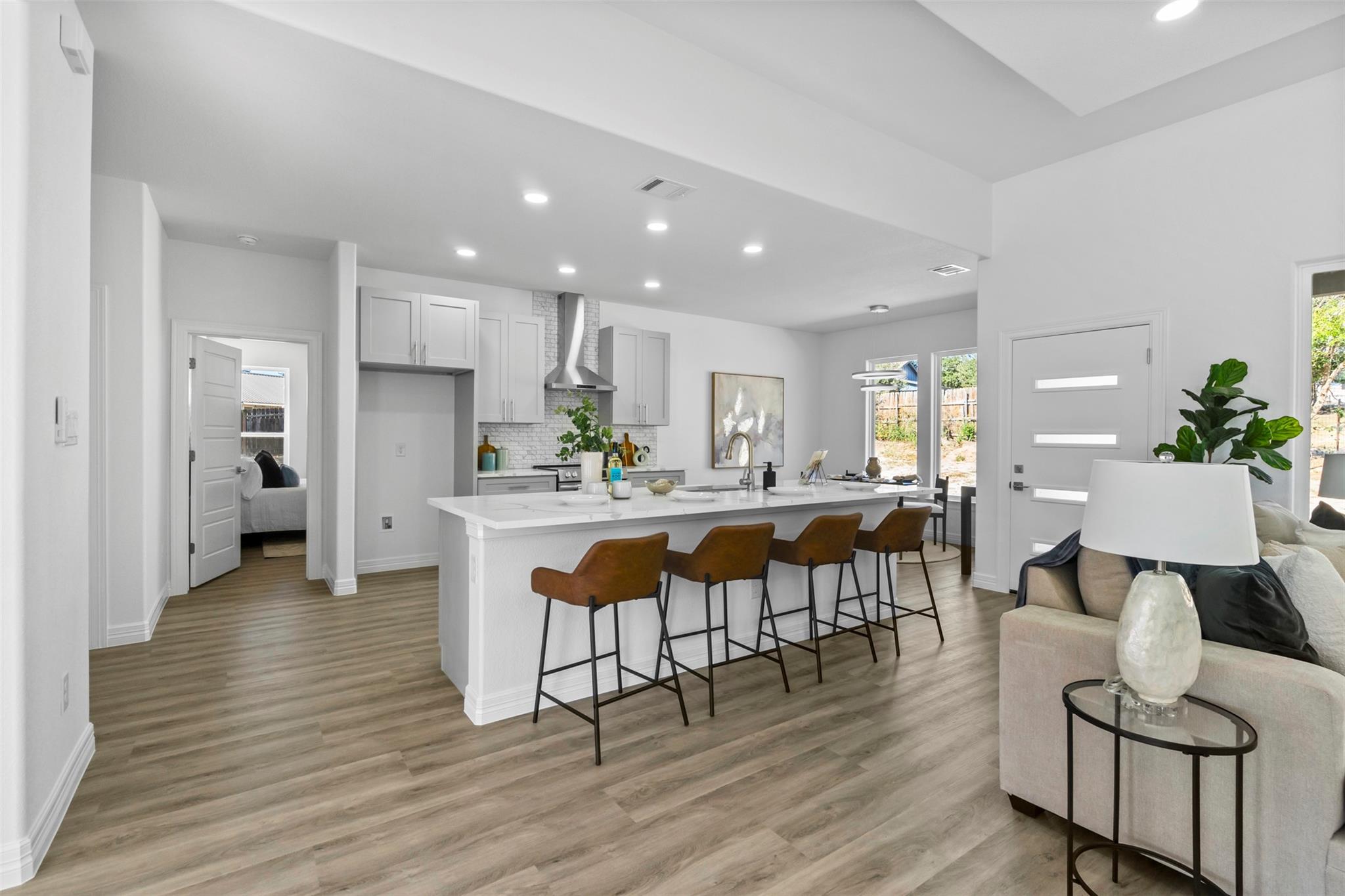 150 Tonkawa Dr, Paige, TX 78659