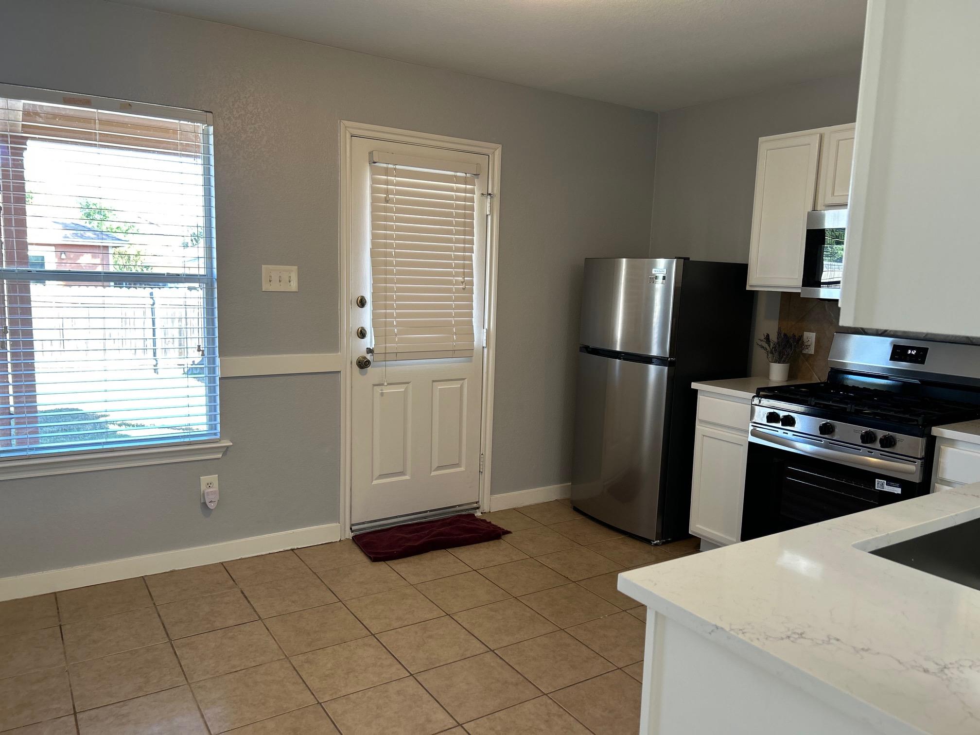 13033 Jelly Palm Trl, Elgin, TX 78621