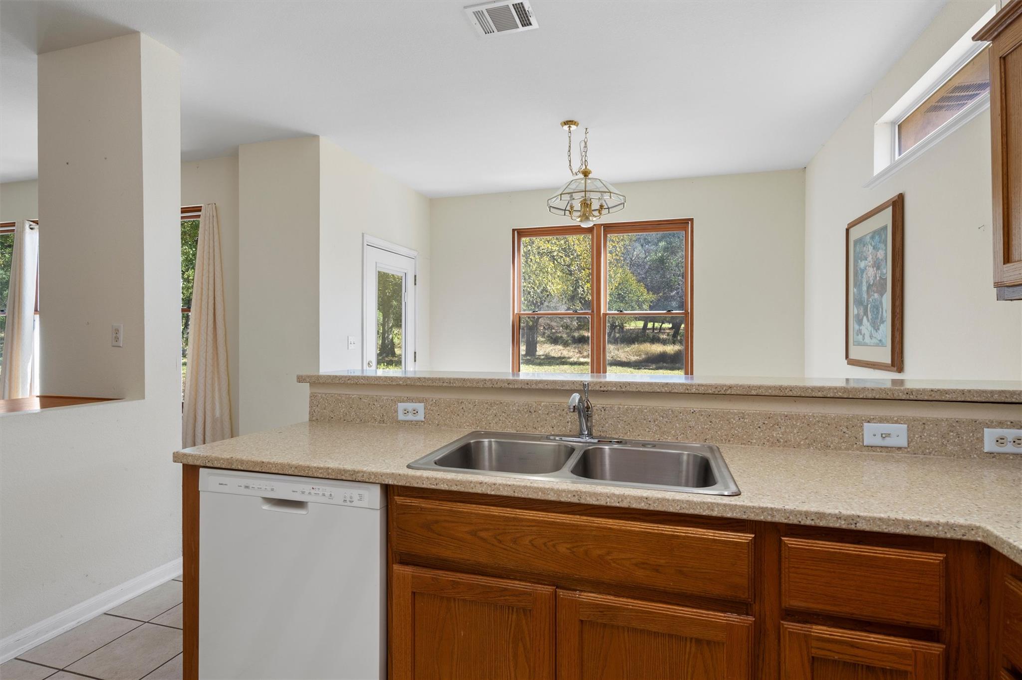 116 Larkspur Ln, Georgetown, TX 78633