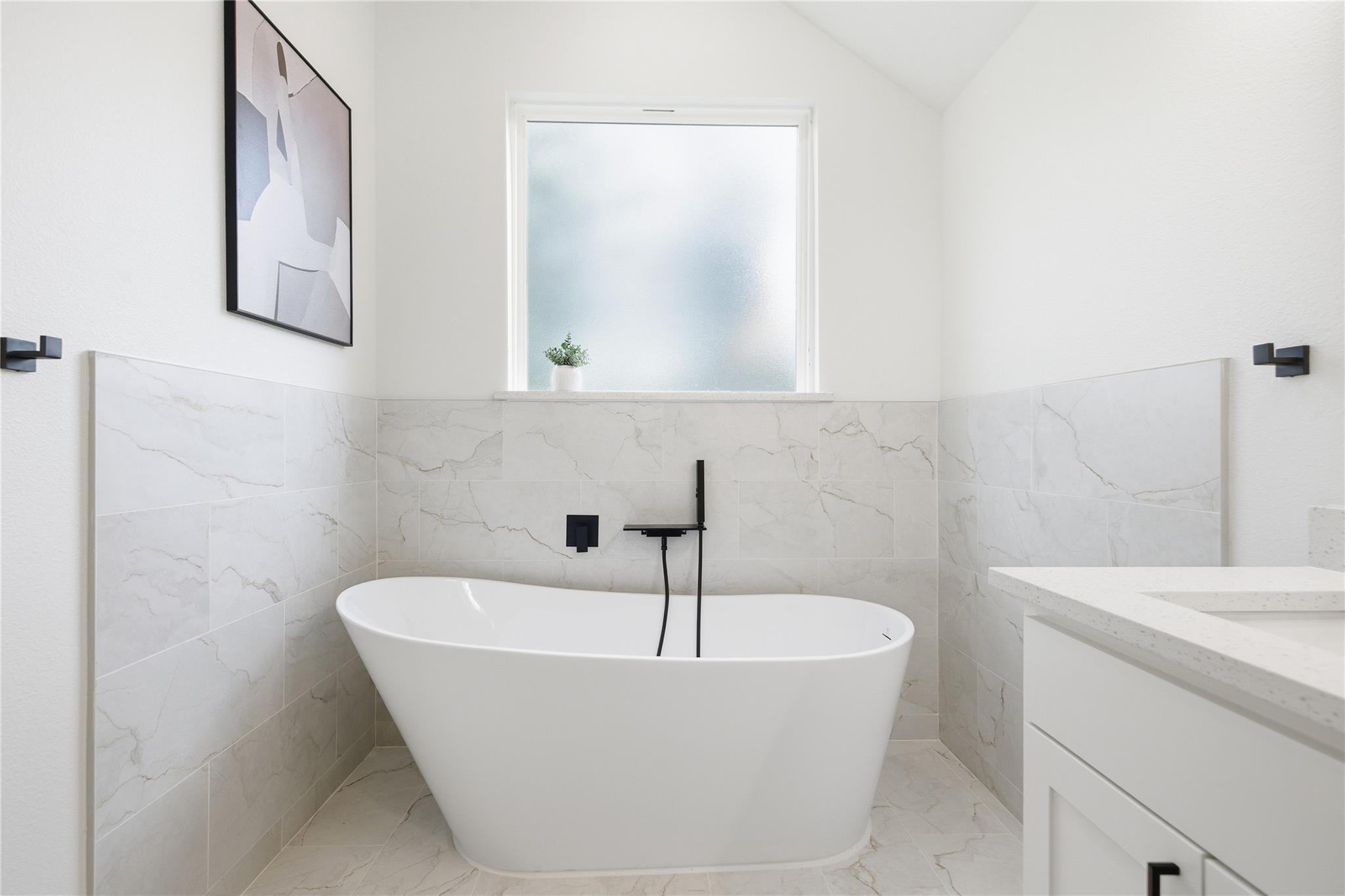 128 E. Pauwela Ln, Bastrop, TX 78602