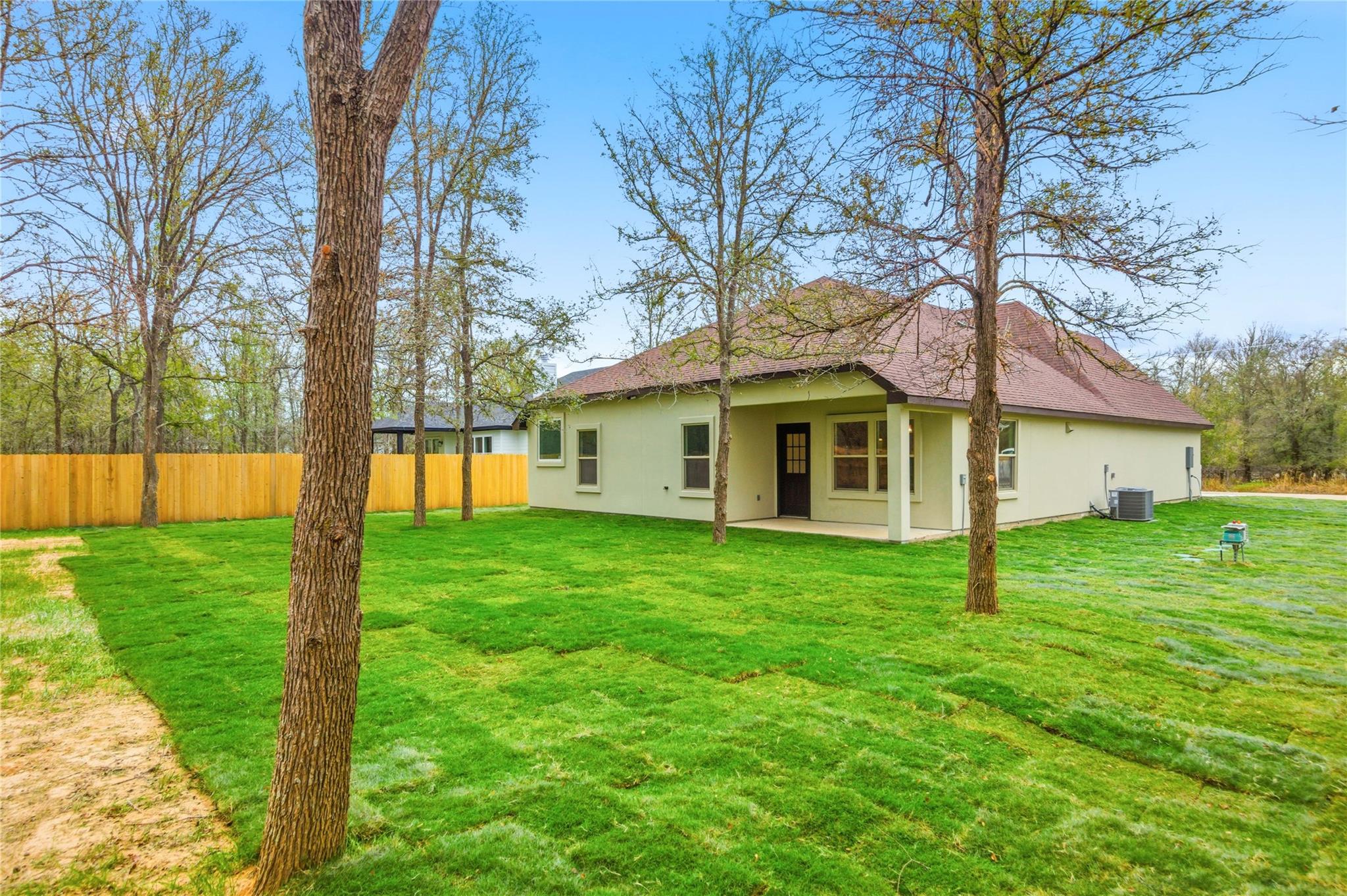 128 E. Pauwela Ln, Bastrop, TX 78602