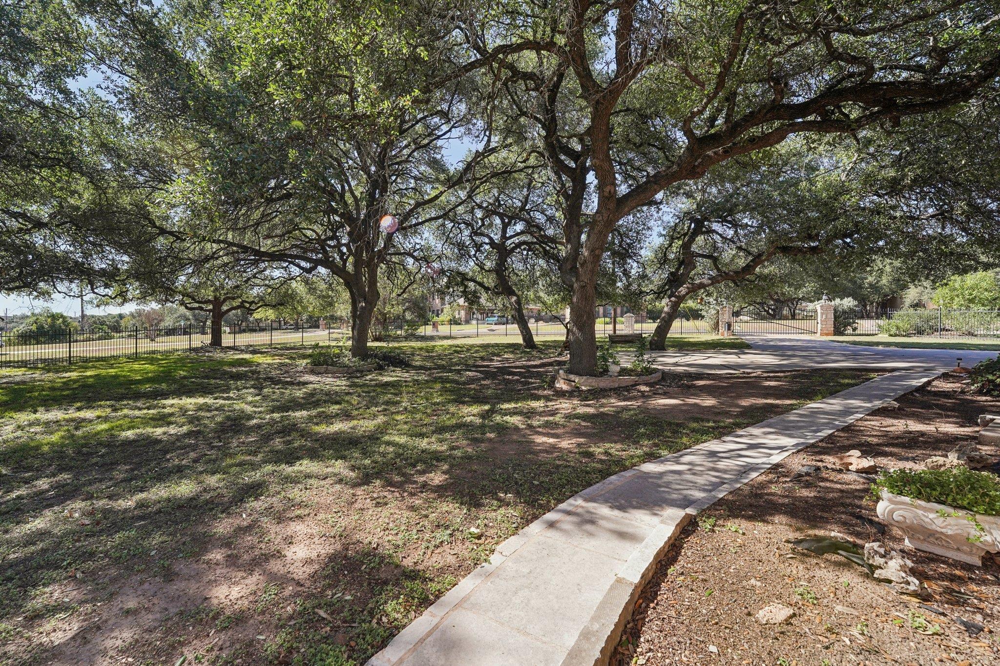 214 Cassidy Dr, Georgetown, TX 78628