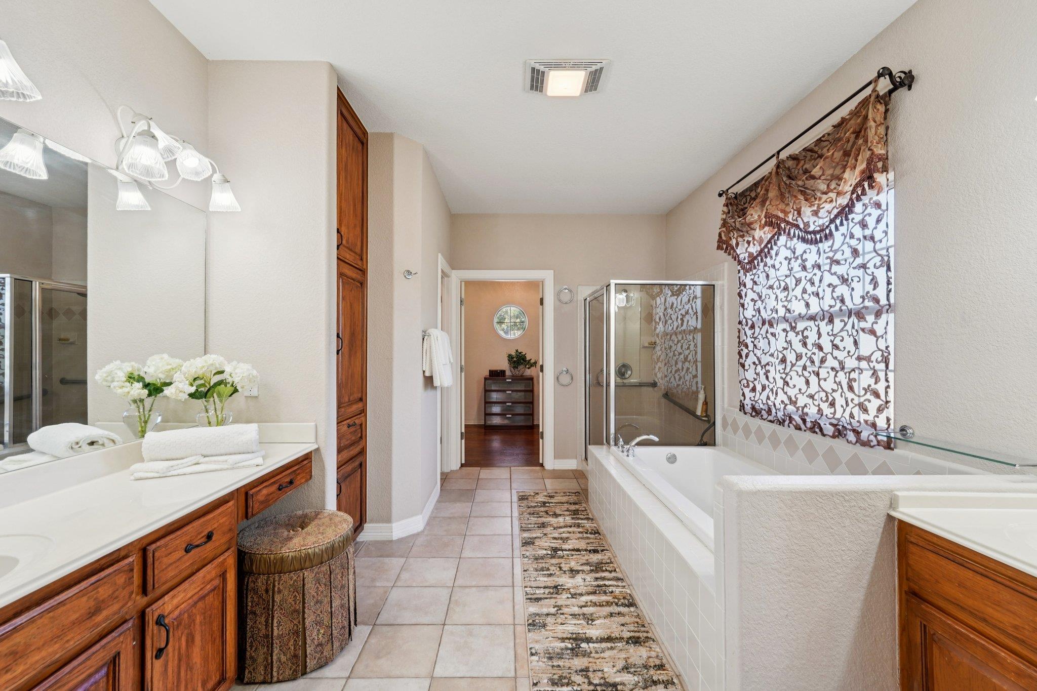 214 Cassidy Dr, Georgetown, TX 78628