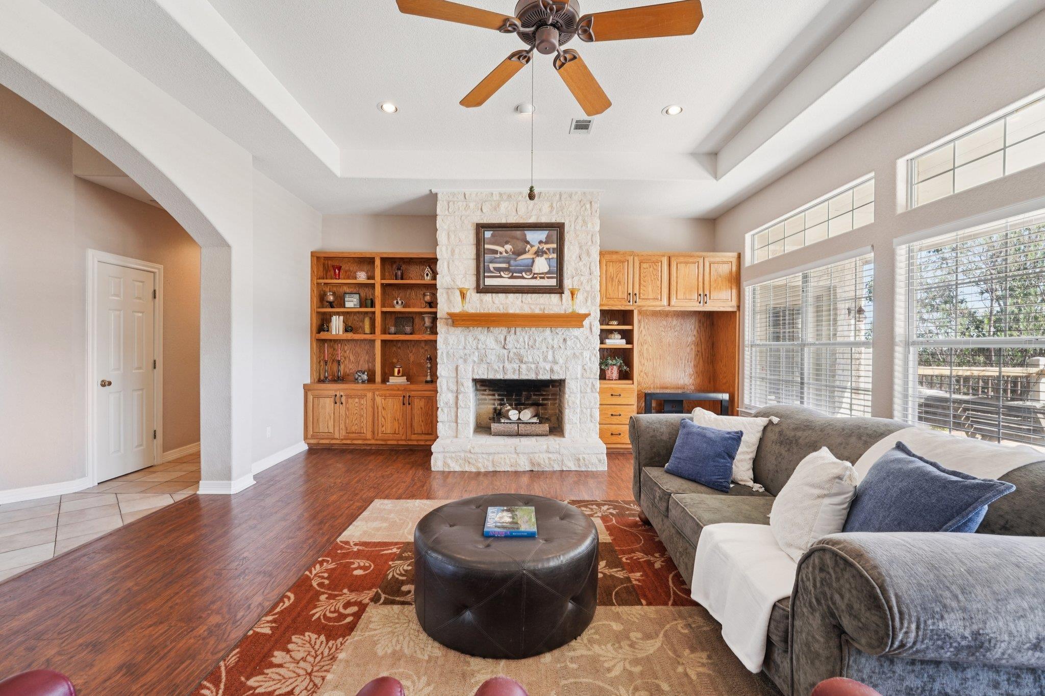 214 Cassidy Dr, Georgetown, TX 78628