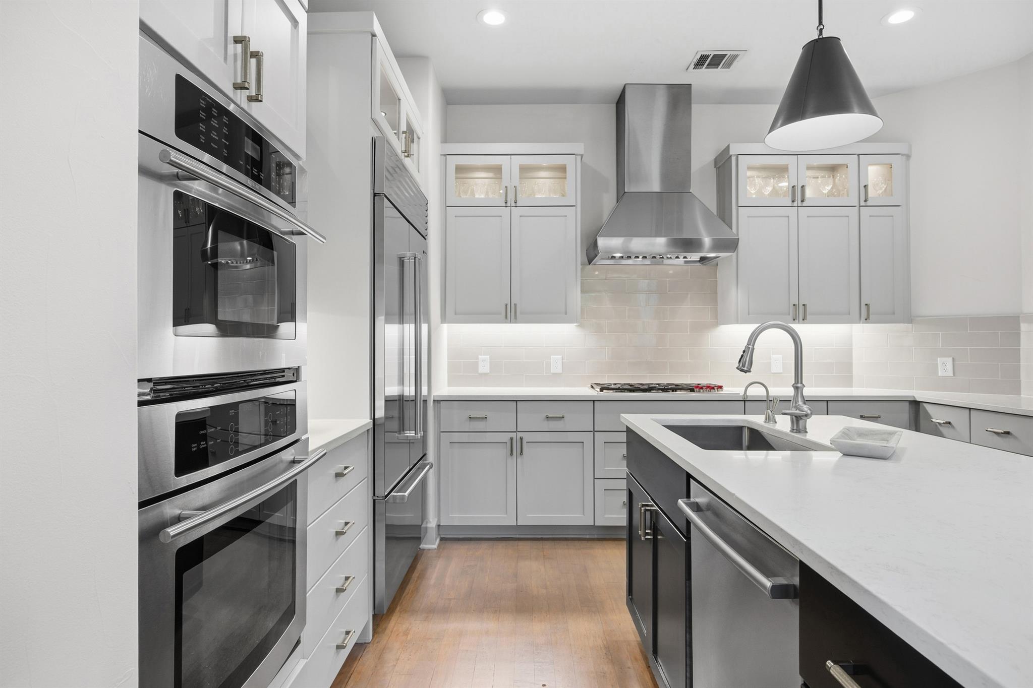 4501 Spanish Oaks Club Blvd # 9, Austin, TX 78738