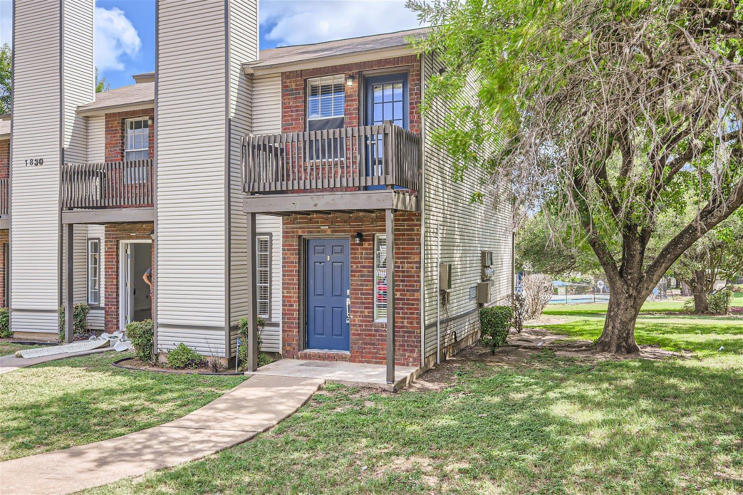 1830 River Crossing Cir # D, Austin, TX 78741