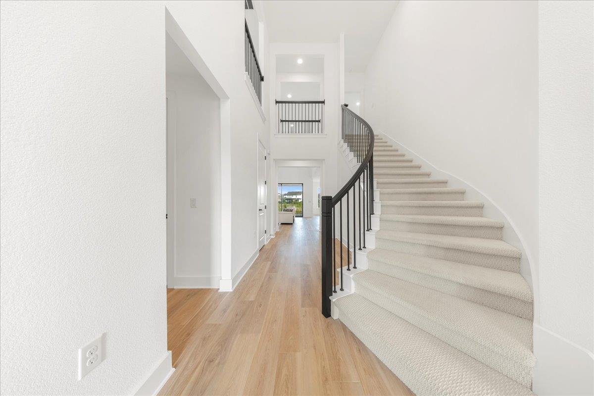 8700 Olmsted Way, Austin, TX 78747